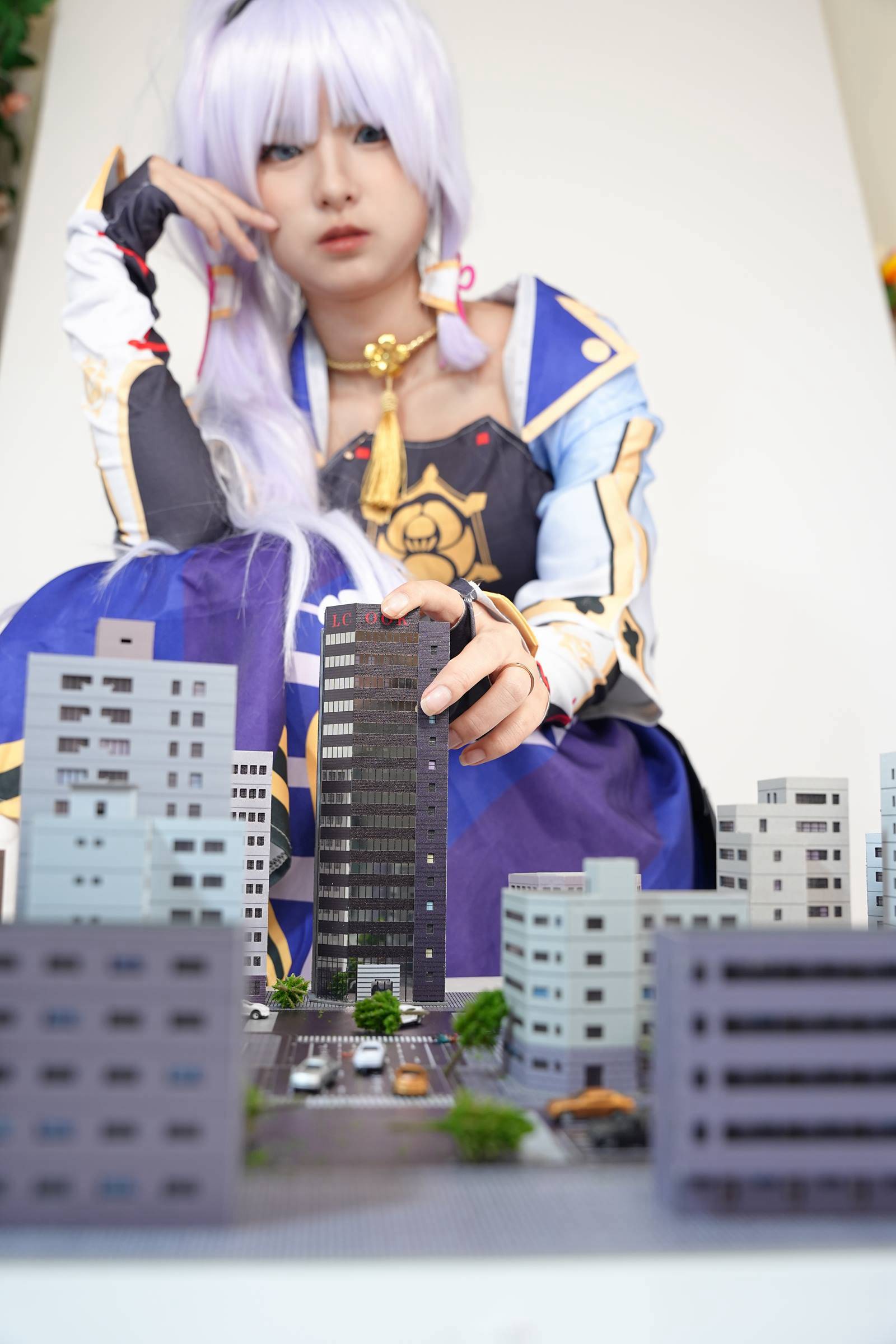 图片[82]-[觅芙少女]NO.092 娜娜-cos神里凌华 巨人踩踏[204P] – 速更版-美库