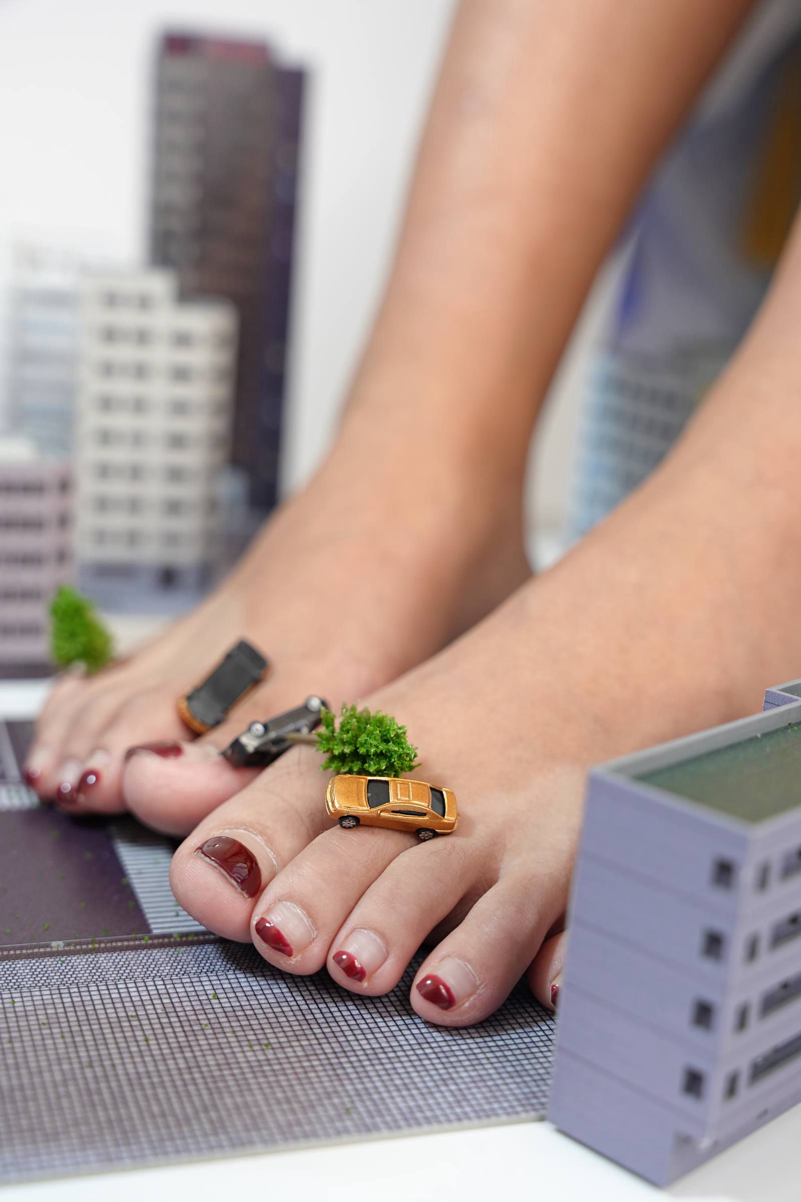 图片[94]-[觅芙少女]NO.092 娜娜-cos神里凌华 巨人踩踏[204P] – 速更版-美库