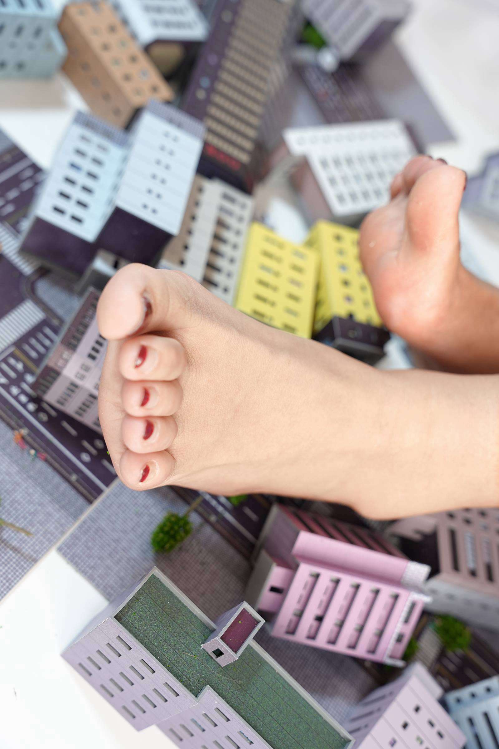 图片[97]-[觅芙少女]NO.092 娜娜-cos神里凌华 巨人踩踏[204P] – 速更版-美库