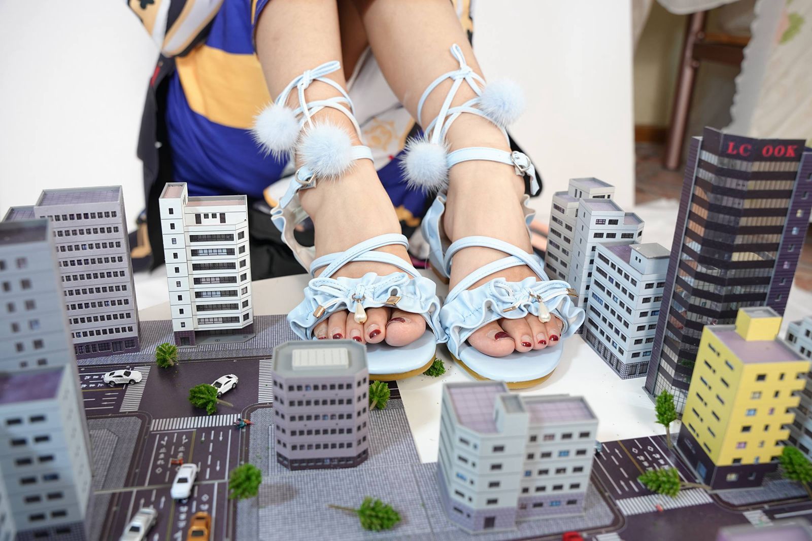 图片[164]-[觅芙少女]NO.092 娜娜-cos神里凌华 巨人踩踏[204P] – 速更版-美库