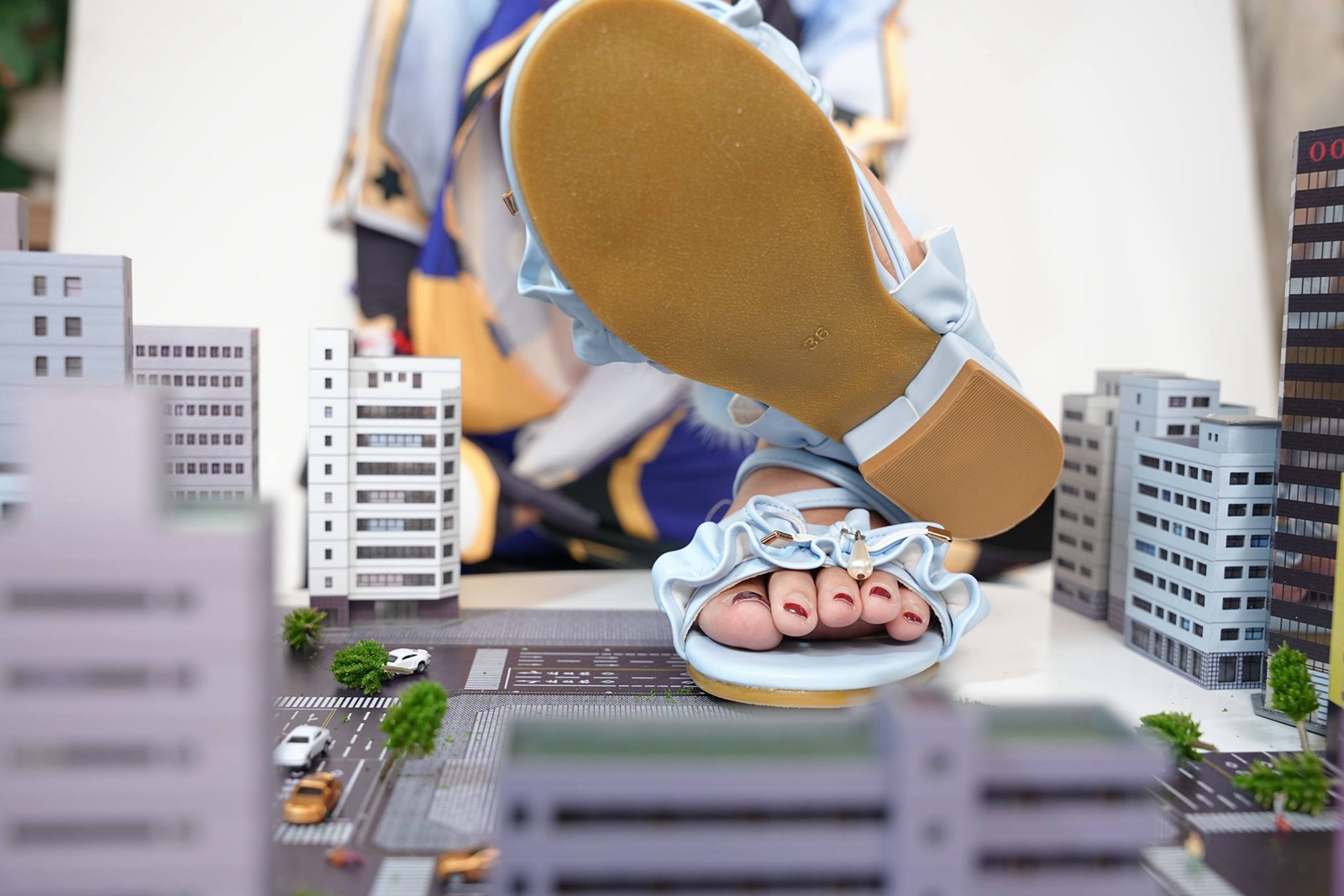 图片[169]-[觅芙少女]NO.092 娜娜-cos神里凌华 巨人踩踏[204P] – 速更版-美库