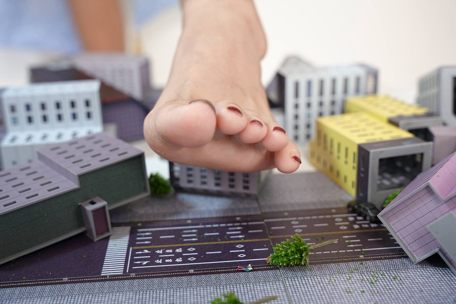 图片[192]-[觅芙少女]NO.092 娜娜-cos神里凌华 巨人踩踏[204P] – 速更版-美库