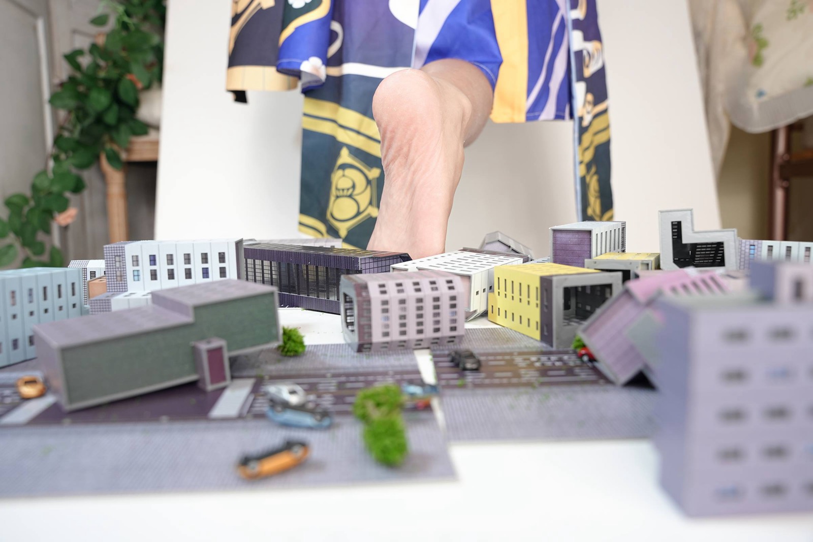 图片[196]-[觅芙少女]NO.092 娜娜-cos神里凌华 巨人踩踏[204P] – 速更版-美库