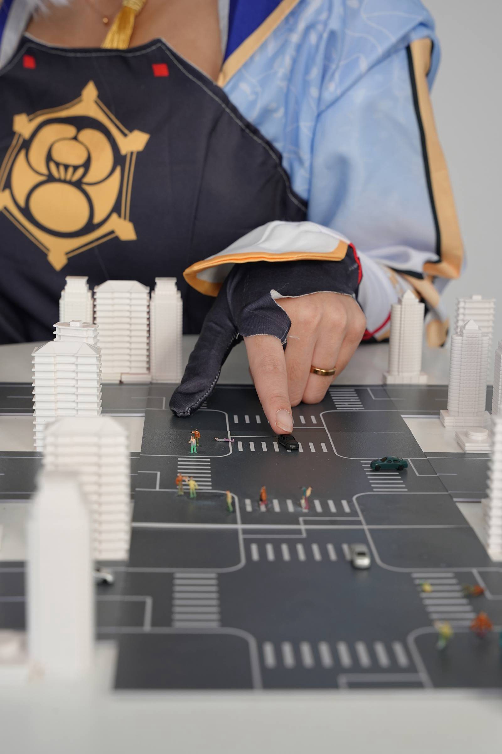 图片[198]-[觅芙少女]NO.092 娜娜-cos神里凌华 巨人踩踏[204P] – 速更版-美库