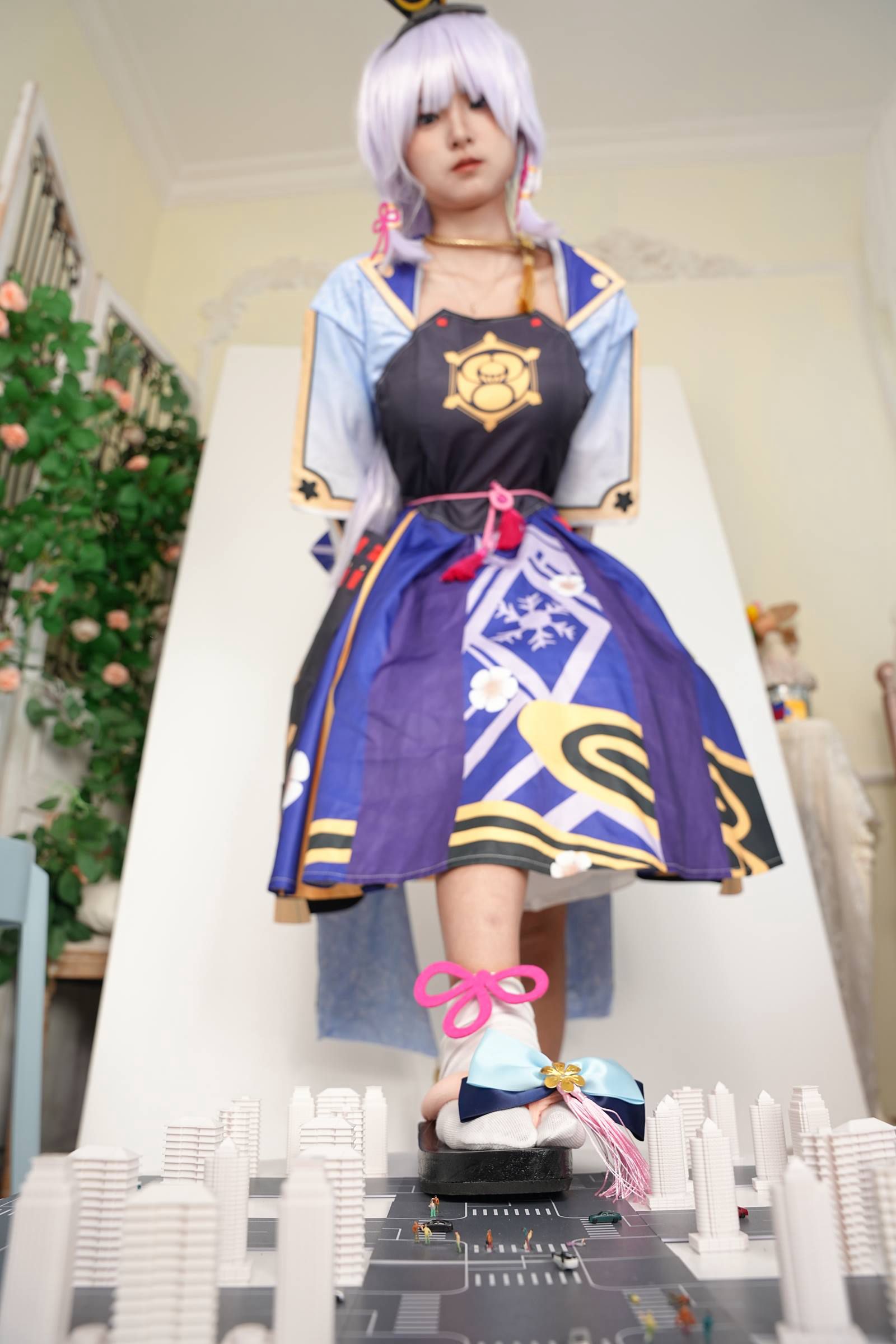 图片[203]-[觅芙少女]NO.092 娜娜-cos神里凌华 巨人踩踏[204P] – 速更版-美库