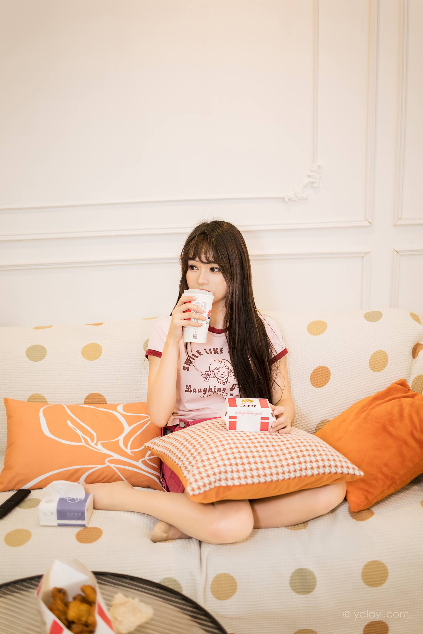 图片[16]-[YALAYI雅拉伊]2023.08.14 NO.1059 宅家吃鸡 小亭[45+1P] – 速更版-美库