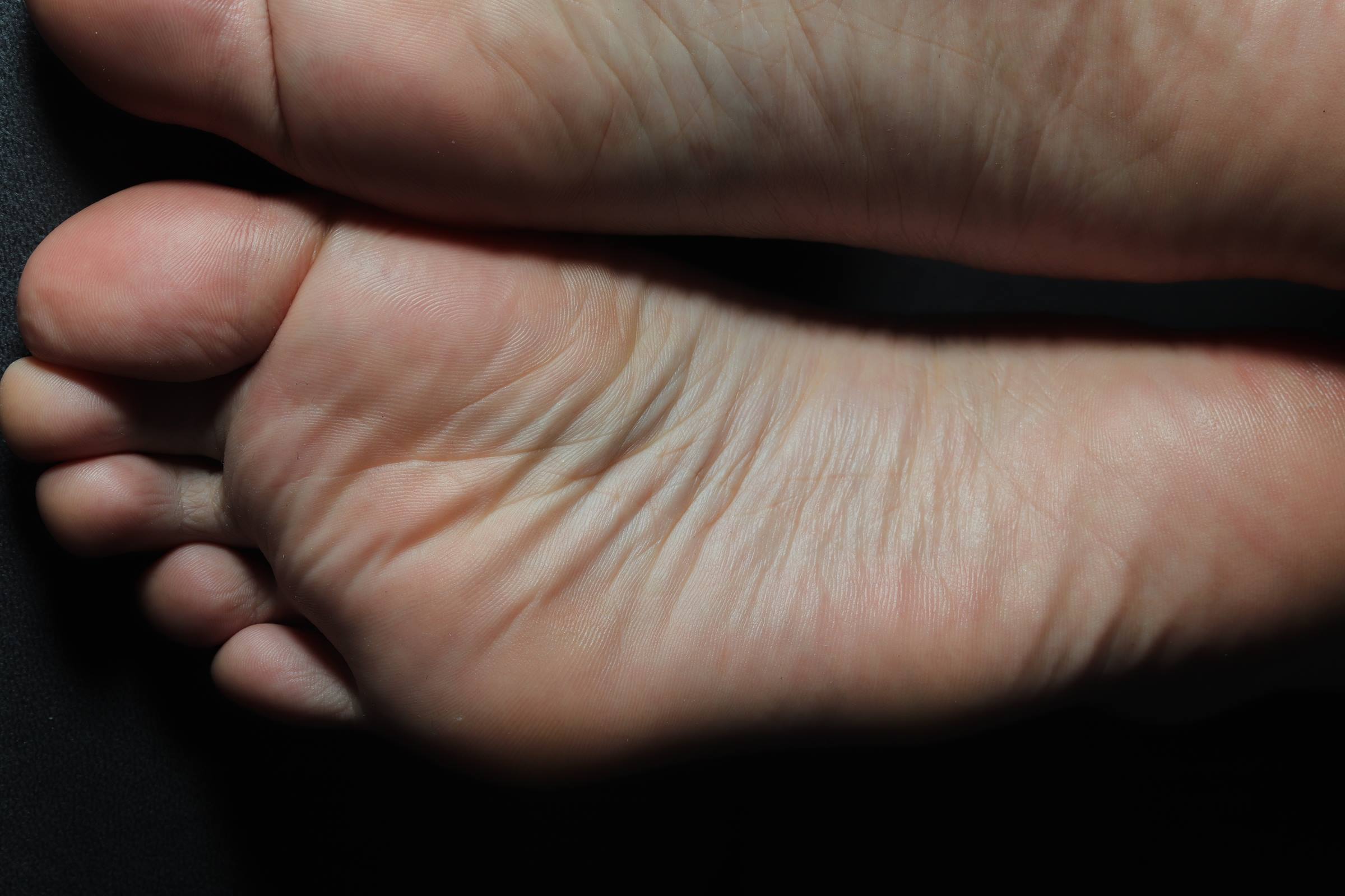 图片[69]-Pary摄影 NO.103 换个灯光模式拍摄芝芝，脚底纹理清晰可见[100P] – 速更版-美库