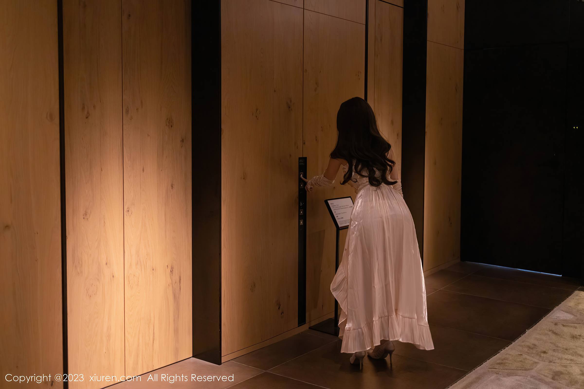 图片[18]-[Xiuren秀人网]2023.11.22 NO.7702 杏子Yada 白色公主裙 [26+1P] – 速更版-美库