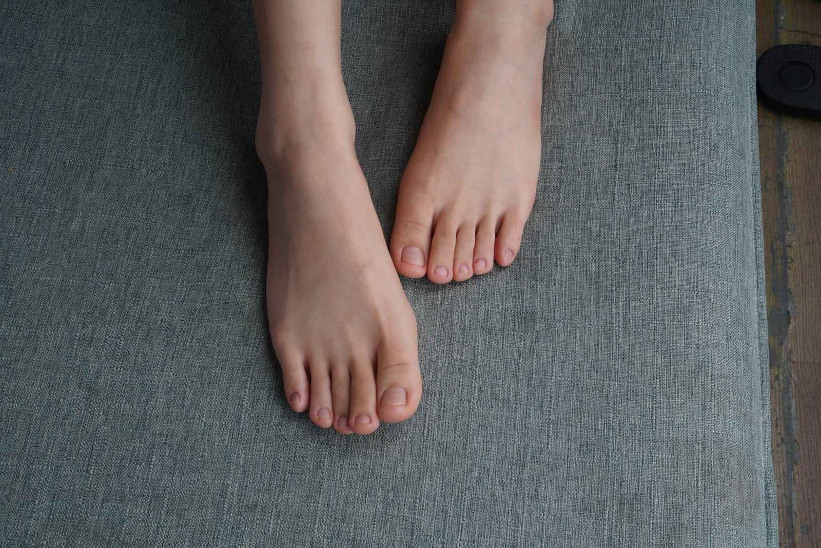 图片[106]-Pary摄影 NO.104 大学生乐瑶展示37码美脚[106P] – 速更版-美库