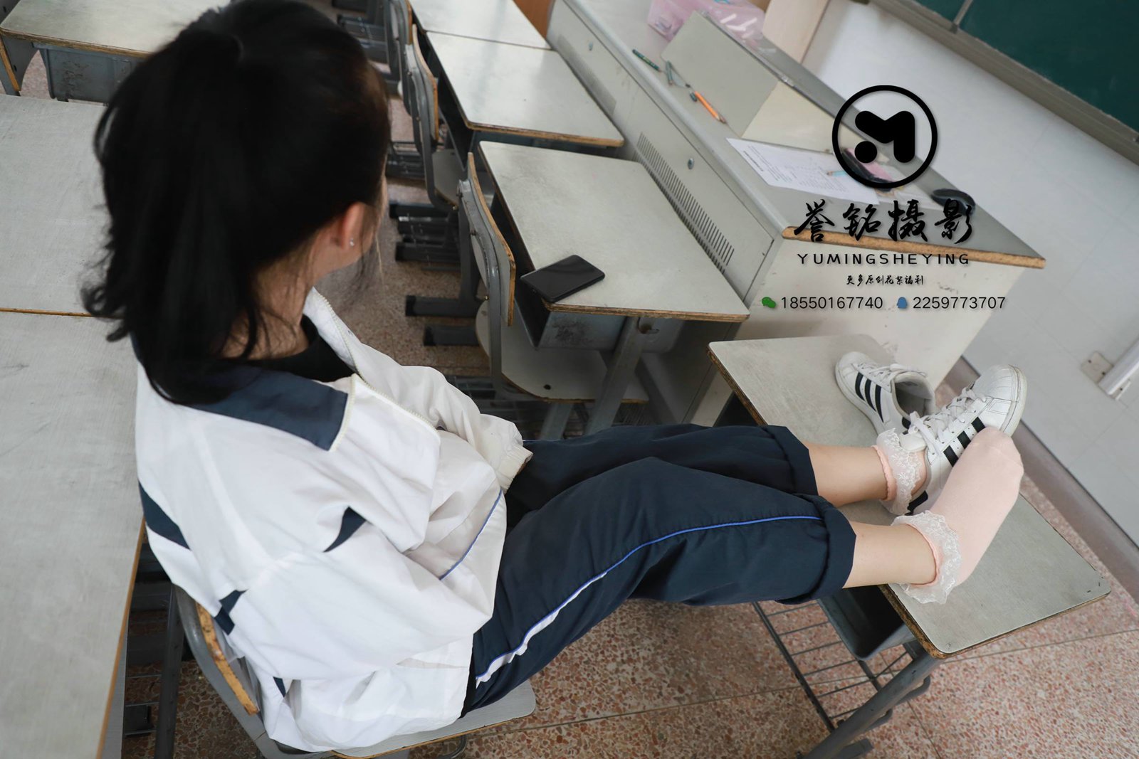 图片[34]-[誉铭传媒]袜足摄影 2019年《2019.07.10定制作品》 [150P] – 速更版-美库