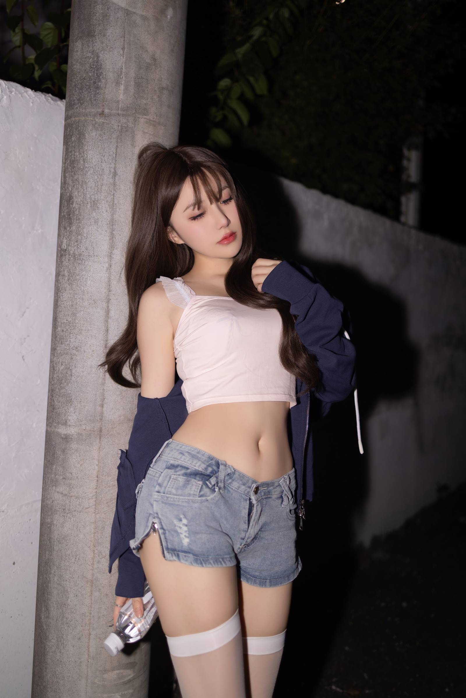 图片[17]-秀人名模鱼子酱Fish《第一次》[30P] – 速更版-美库