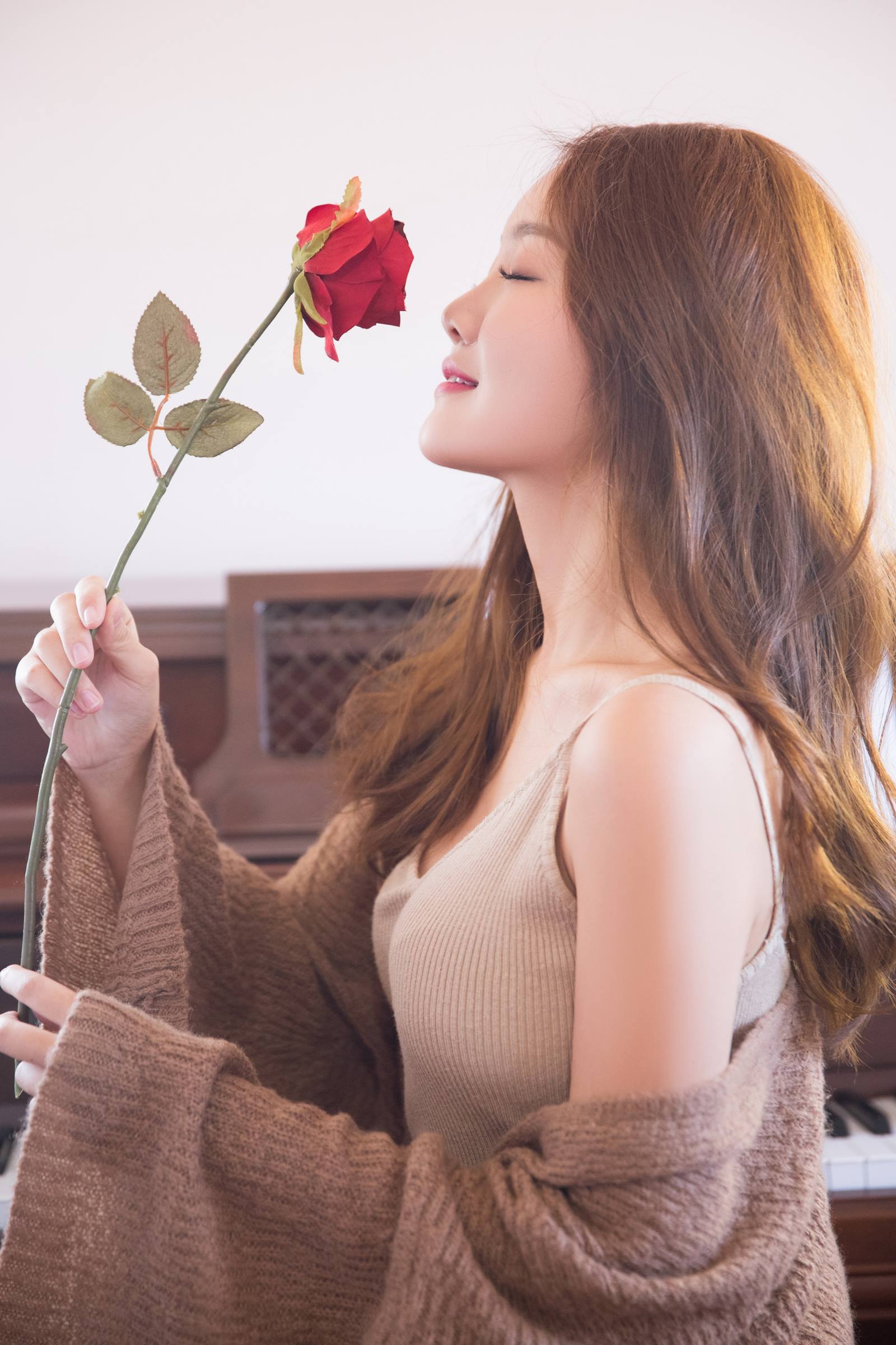 图片[25]-[YALAYI雅拉伊]2022.11.16 1061 可爱的人[32+1P] – 速更版-美库