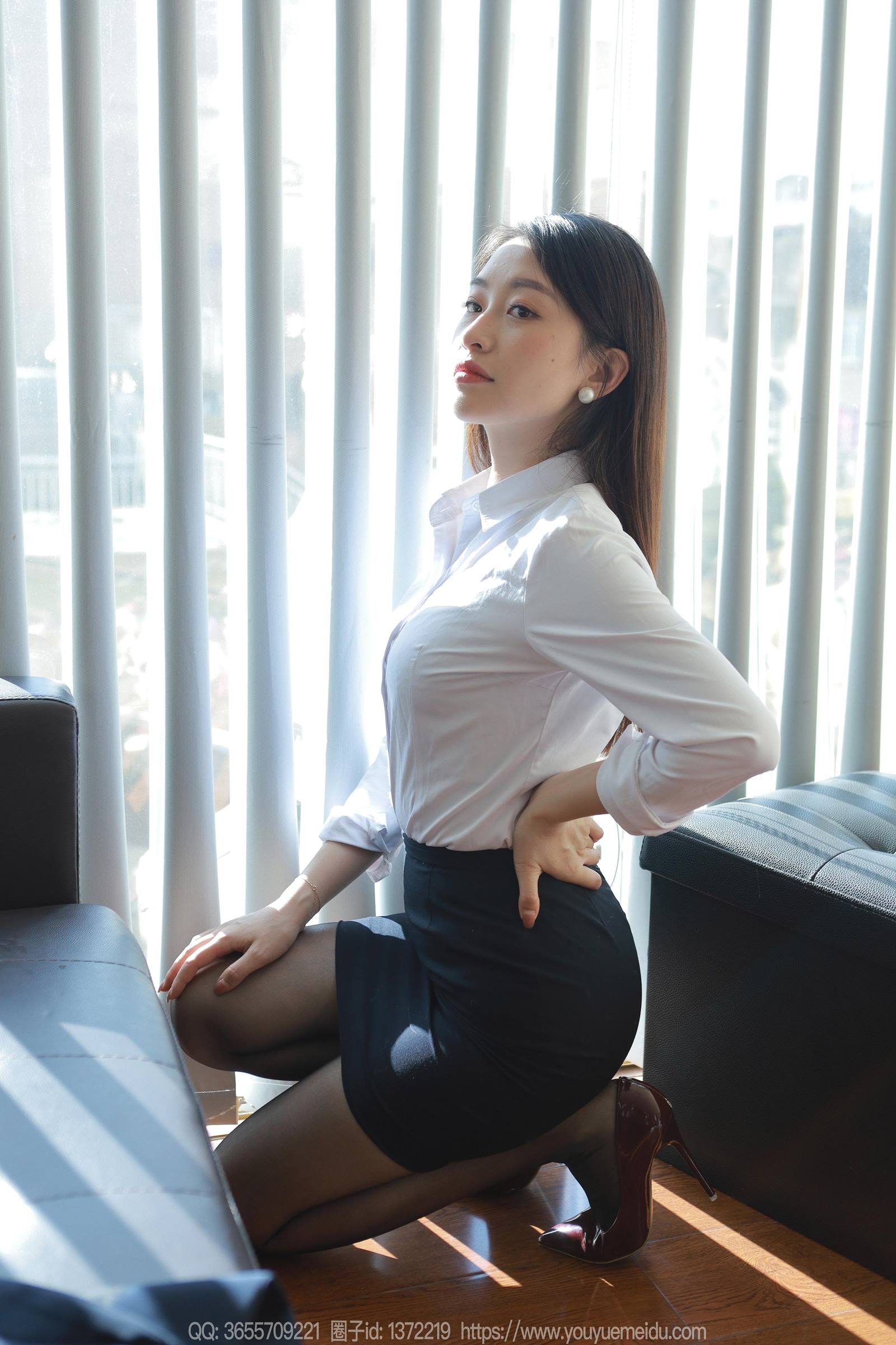 图片[34]-[IESS异思趣向] 2023.11.28 丝享家1597：小婕《阳光嘿丝》[88P] – 速更版-美库