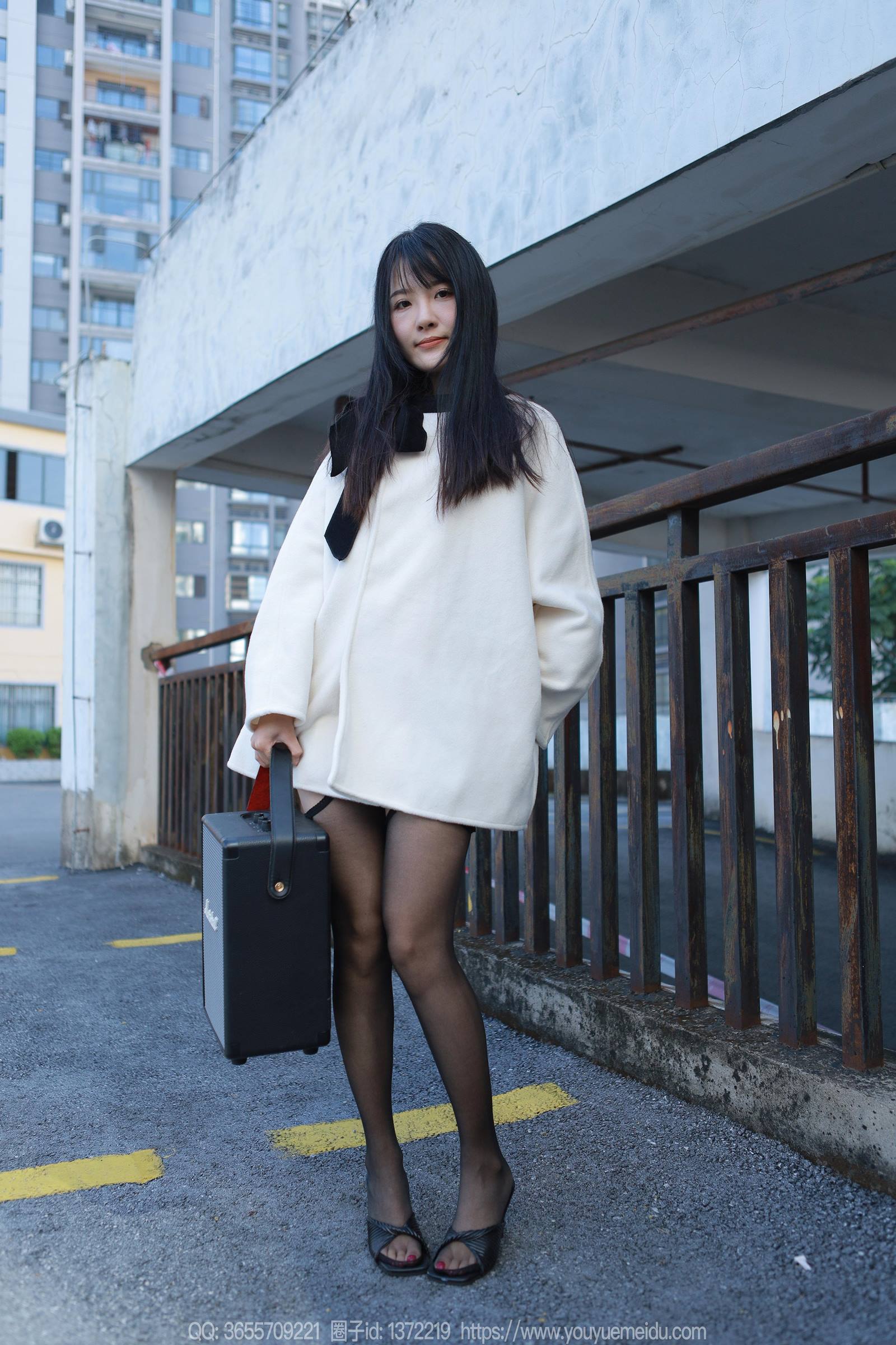 图片[49]-[IESS异思趣向] 2023.11.29 丝享家1598：婉萍《户外音乐》[84P] – 速更版-美库