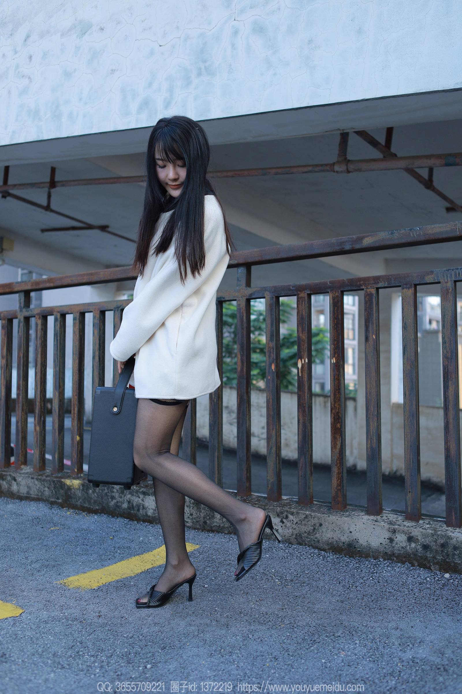 图片[54]-[IESS异思趣向] 2023.11.29 丝享家1598：婉萍《户外音乐》[84P] – 速更版-美库