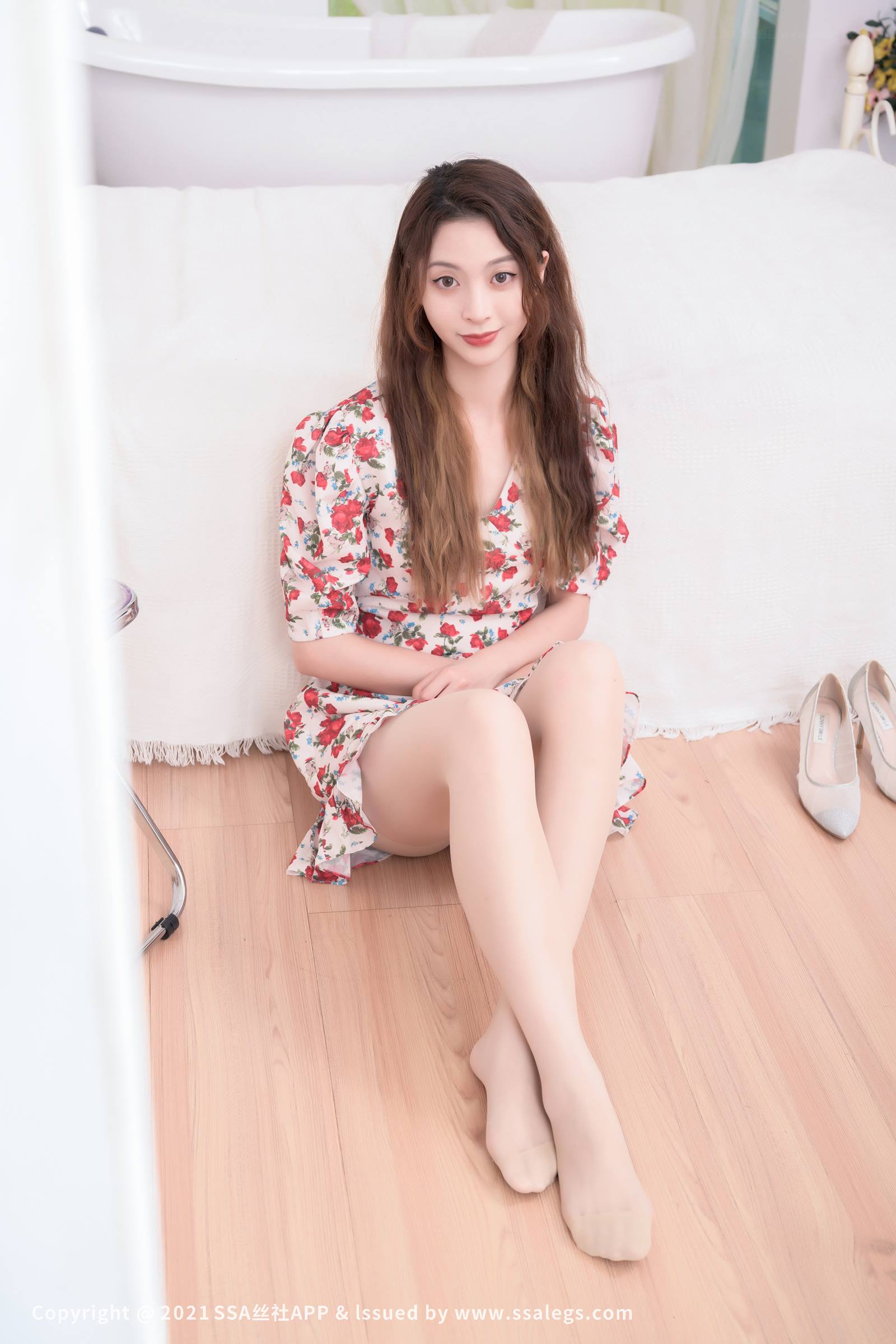 图片[23]-[SSA丝社]超清写真 NO.799 模特琦琦的浪莎丝袜玉足写真（下）[128P] – 速更版-美库