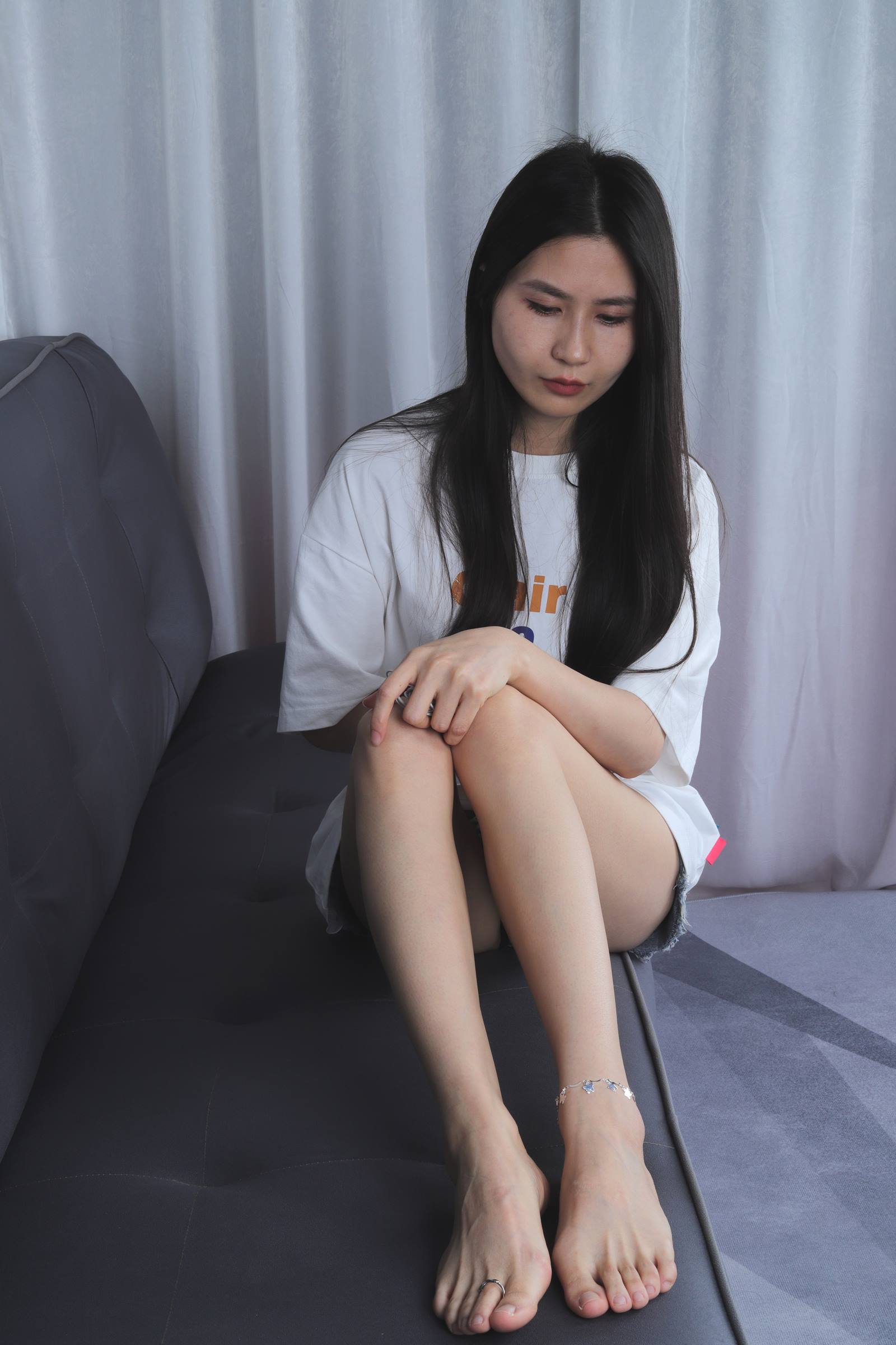 图片[41]-Pary摄影 NO.105 嘉嘉展示37码修长美脚[92P] – 速更版-美库