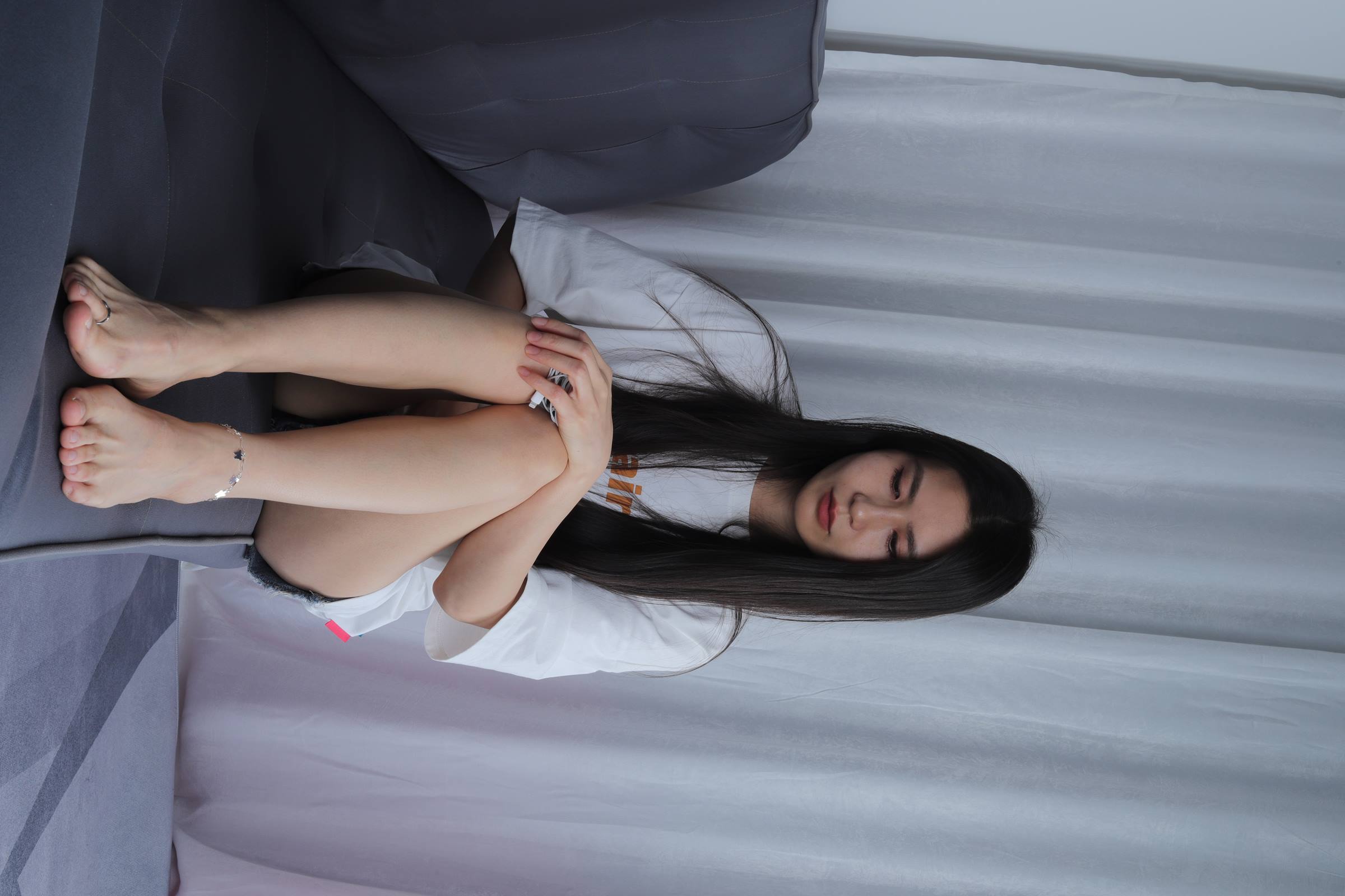 图片[44]-Pary摄影 NO.105 嘉嘉展示37码修长美脚[92P] – 速更版-美库