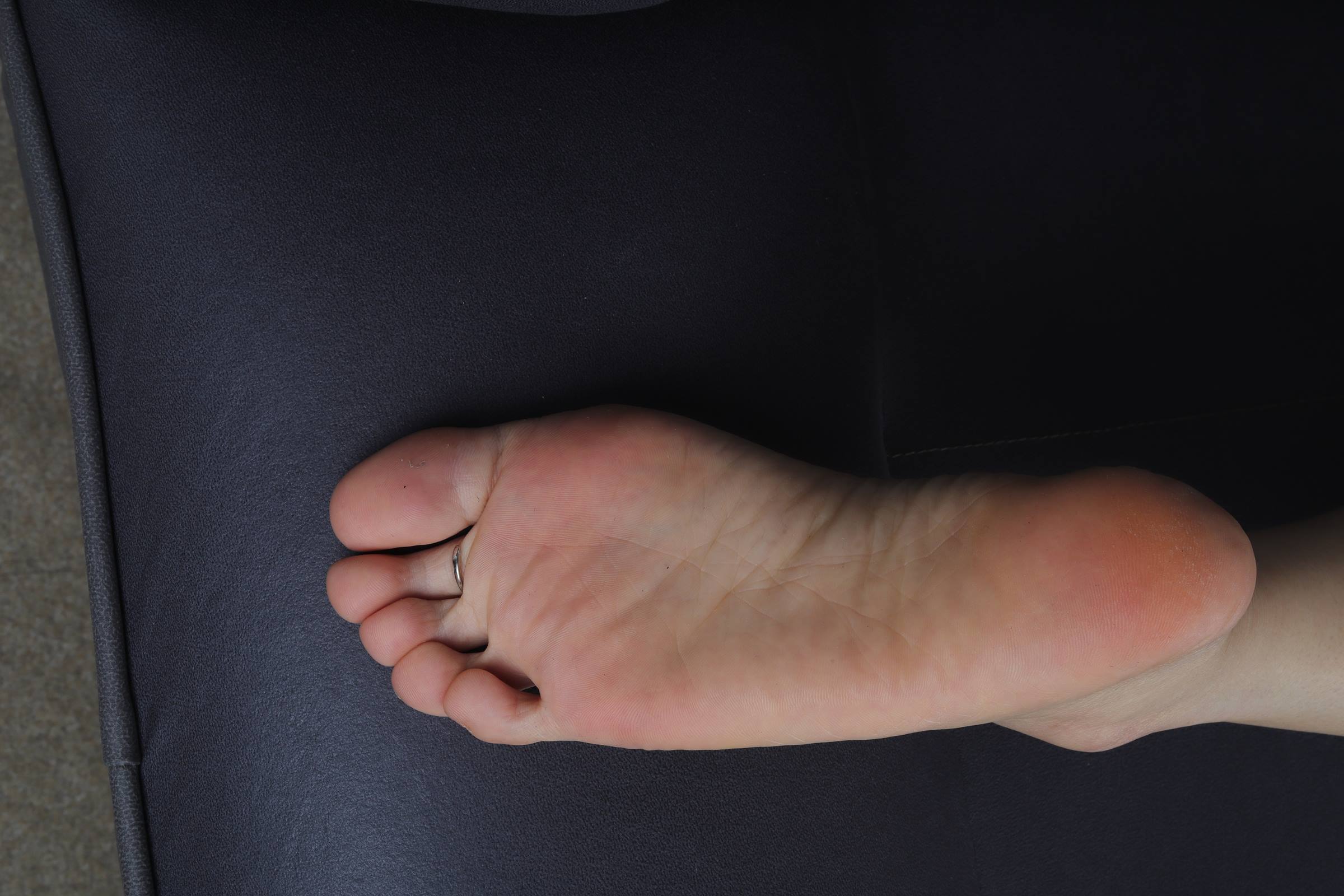 图片[64]-Pary摄影 NO.105 嘉嘉展示37码修长美脚[92P] – 速更版-美库