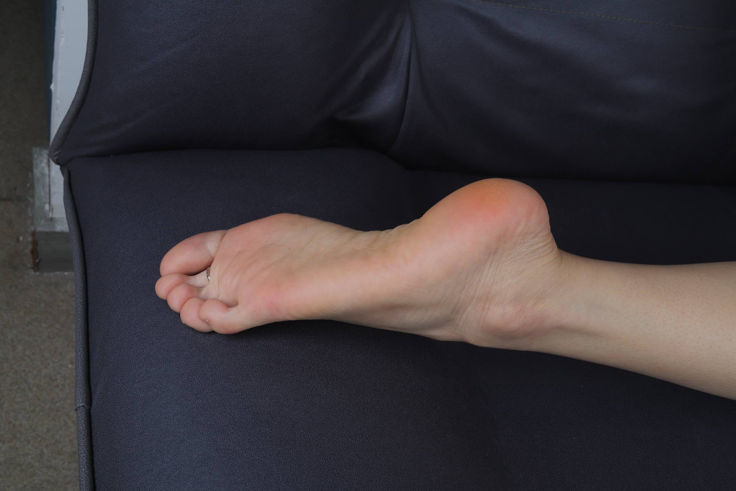 图片[66]-Pary摄影 NO.105 嘉嘉展示37码修长美脚[92P] – 速更版-美库