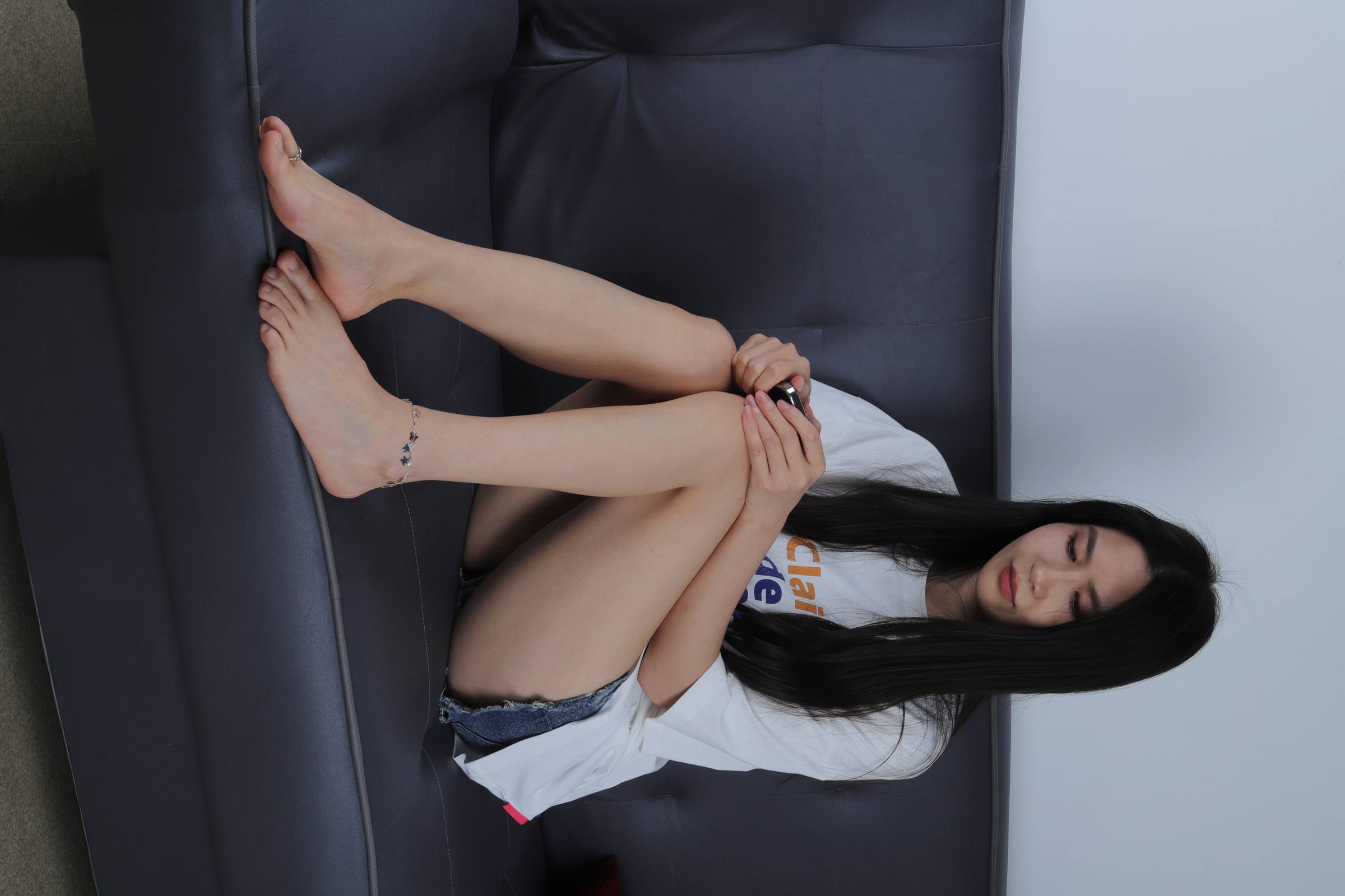 图片[84]-Pary摄影 NO.105 嘉嘉展示37码修长美脚[92P] – 速更版-美库