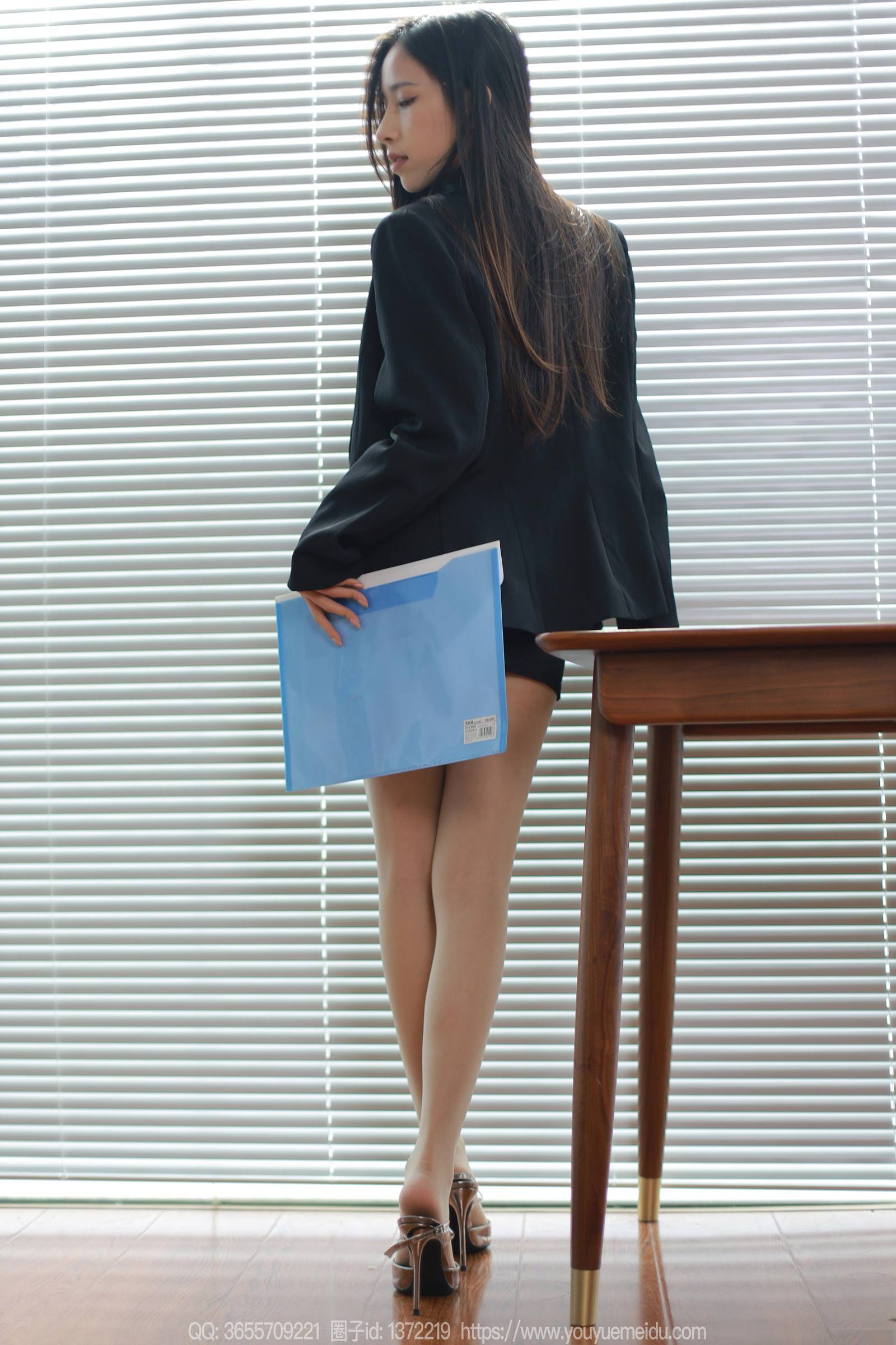 图片[23]-[IESS异思趣向] 2023.11.30 丝享家1599：美子《回到办公室》[89P] – 速更版-美库