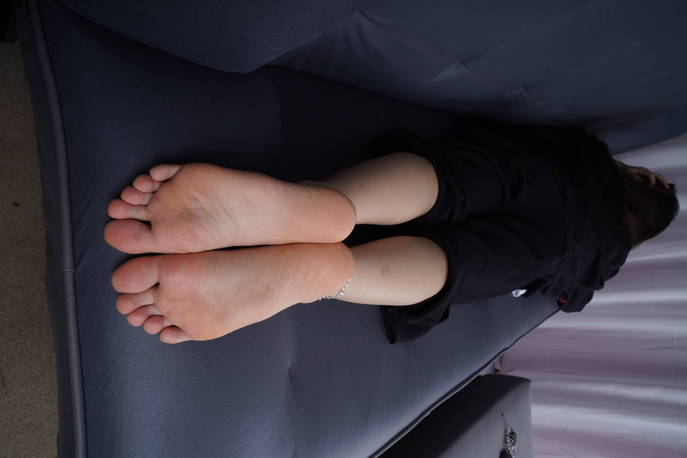 图片[14]-Pary摄影 NO.106 美女小陈展示白棉袜+光脚[104P] – 速更版-美库