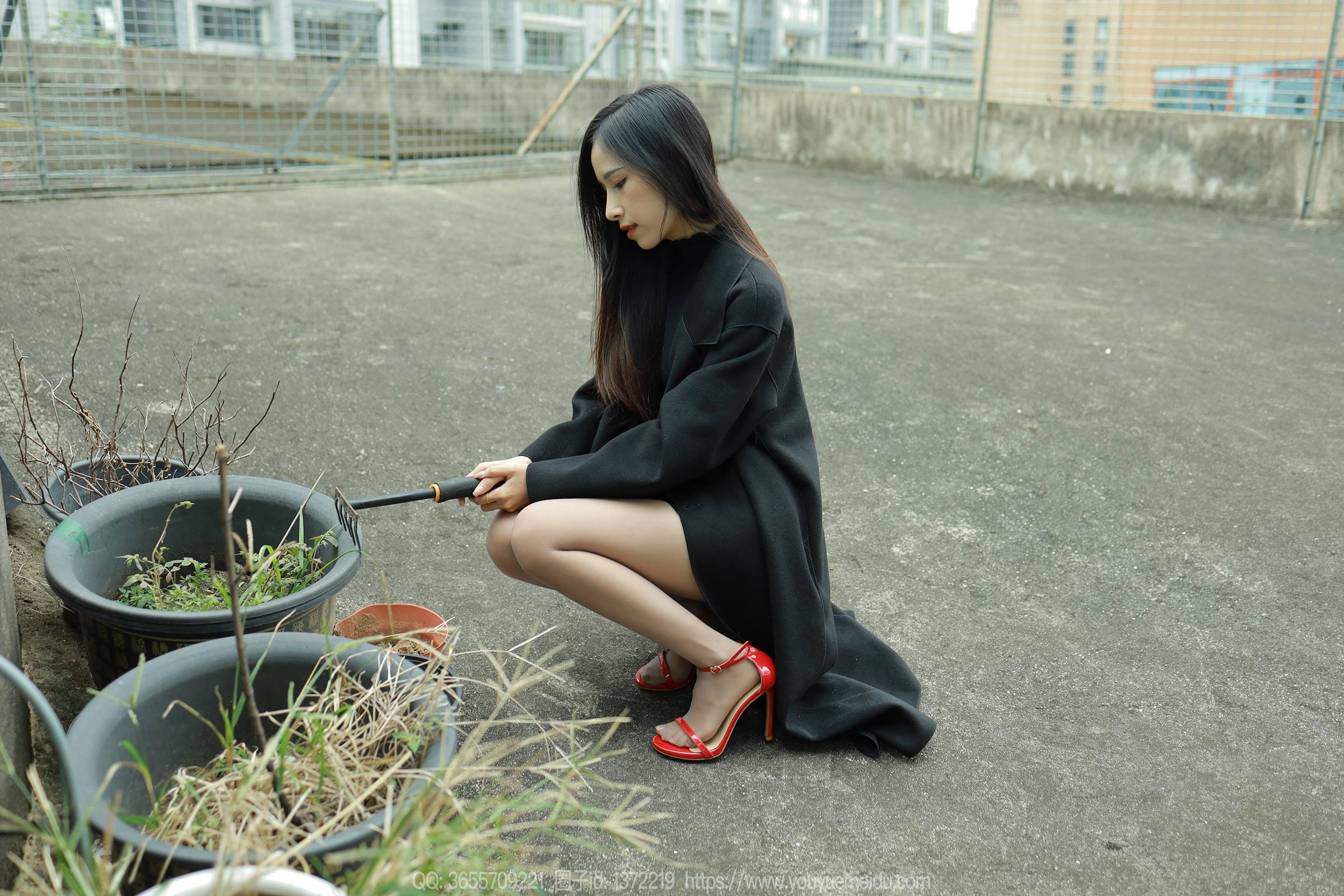 图片[18]-[IESS异思趣向] 2023.12.06 丝享家1604：美子《黑衣园丁》[80P] – 速更版-美库