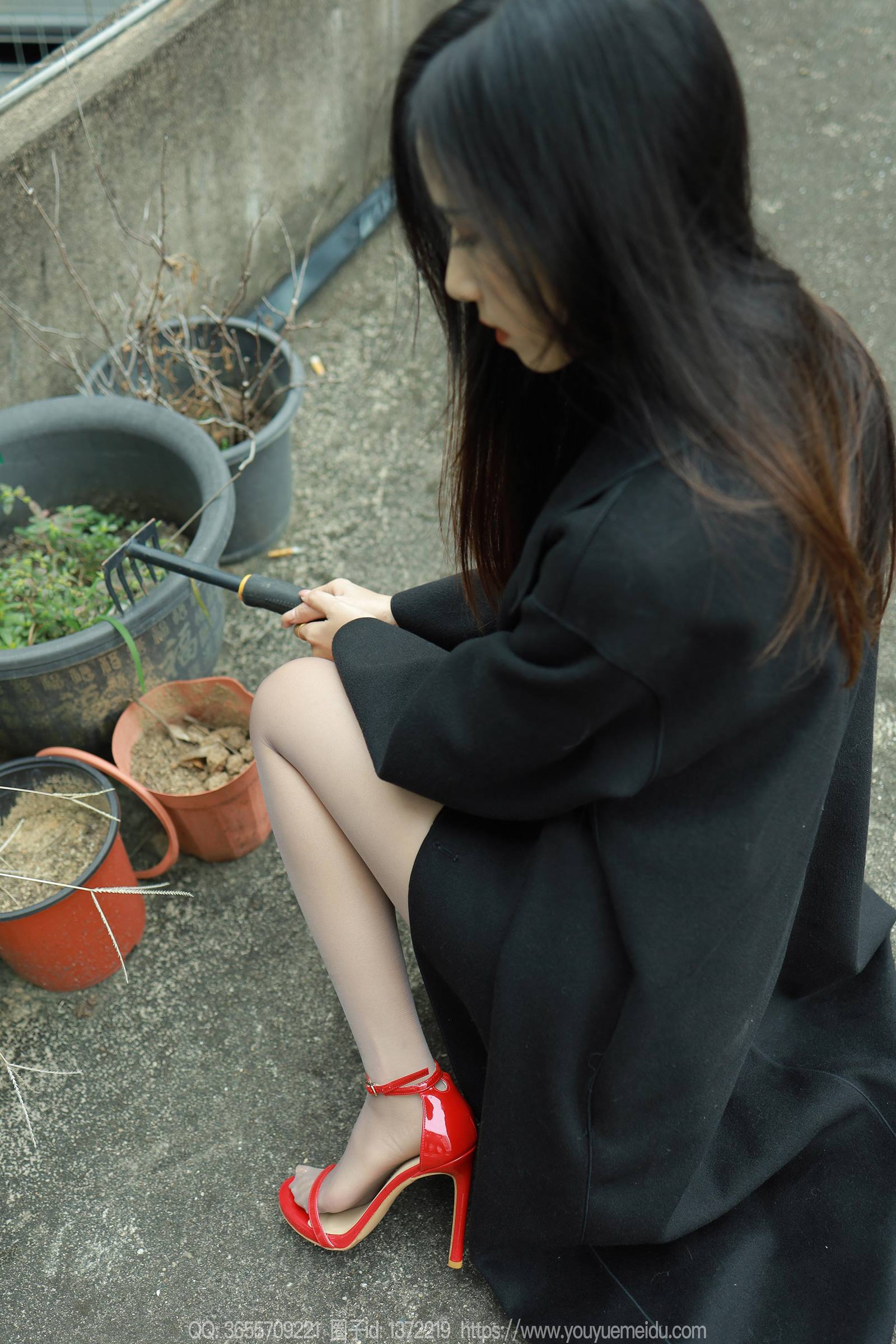 图片[20]-[IESS异思趣向] 2023.12.06 丝享家1604：美子《黑衣园丁》[80P] – 速更版-美库