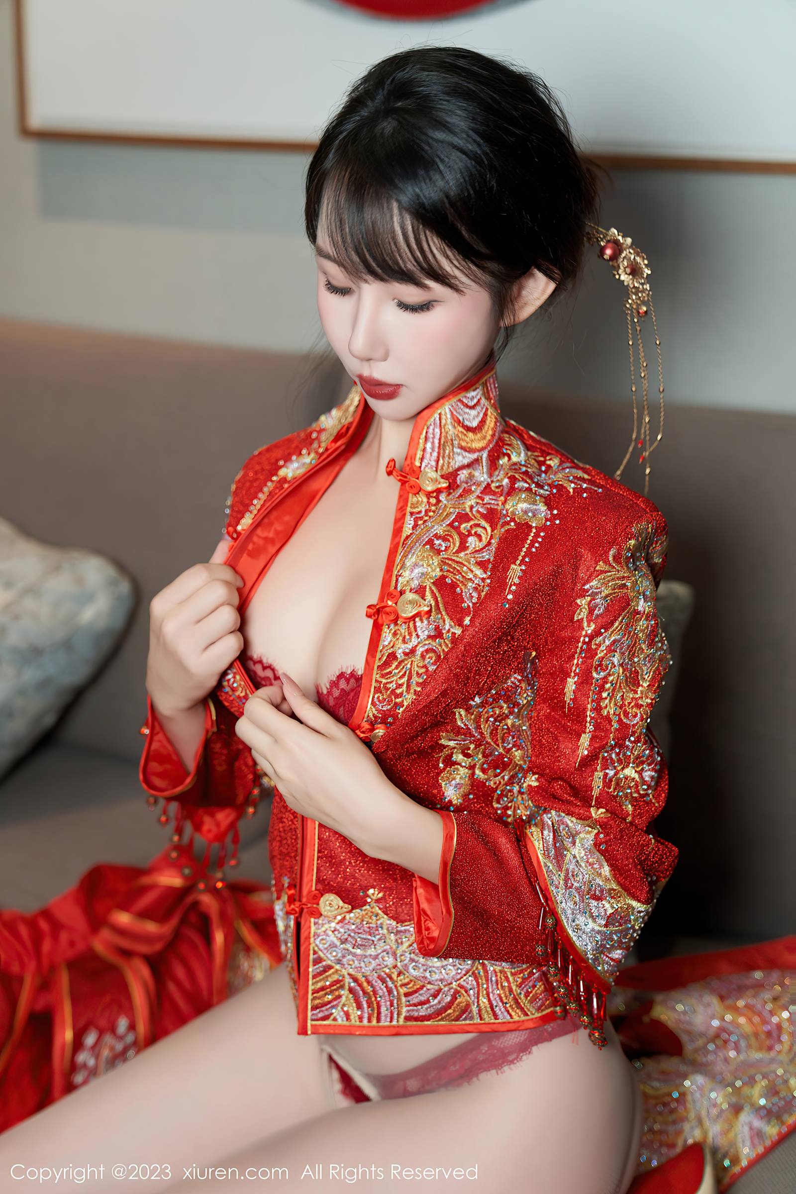 图片[21]-[Xiuren秀人网]2023.11.28 NO.7729 波巧酱 中式秀禾服 [41+1P] – 速更版-美库