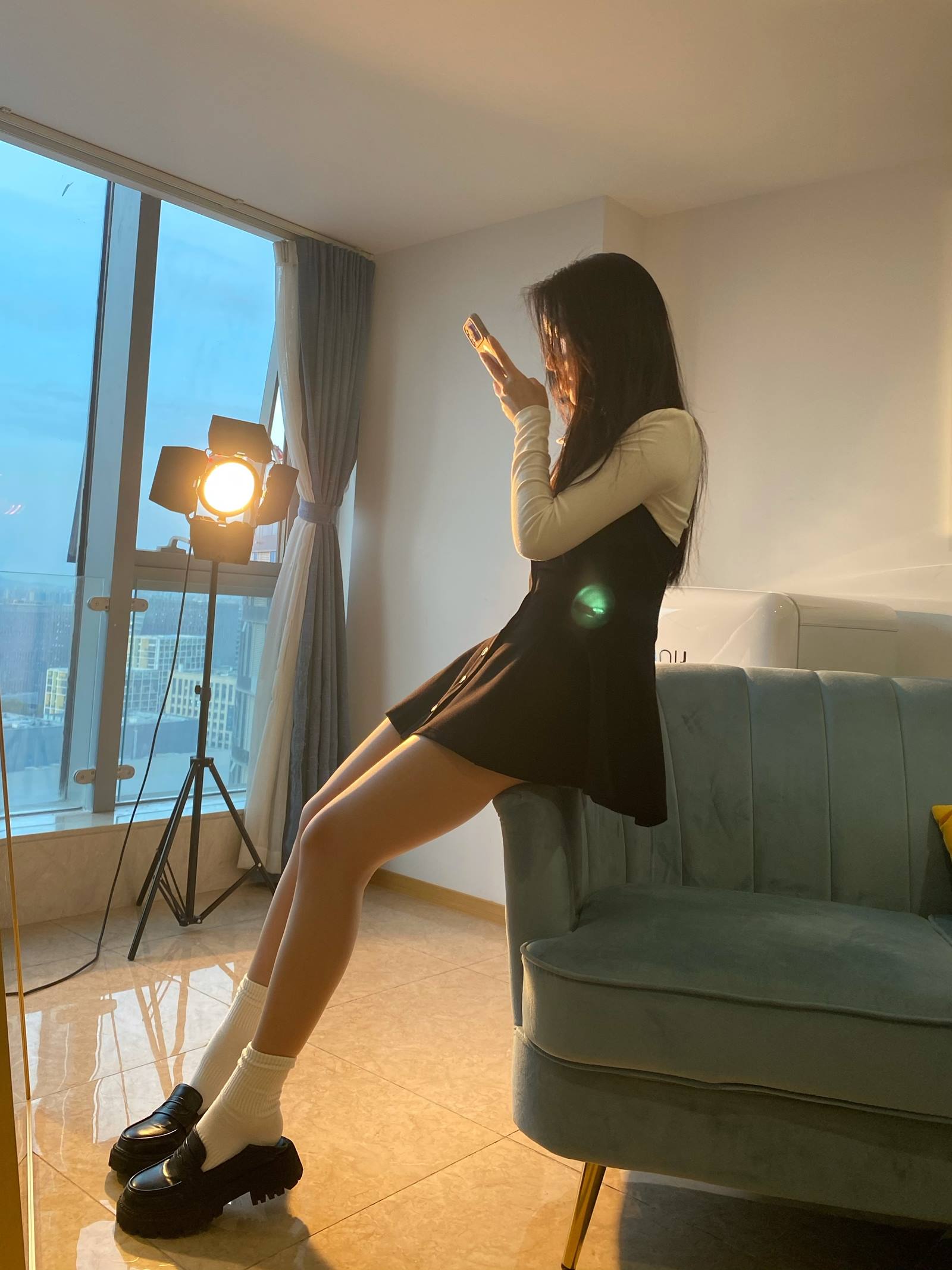 图片[15]-小九九[July芝岚] – 油亮肉丝加白棉袜[60P] – 速更版-美库