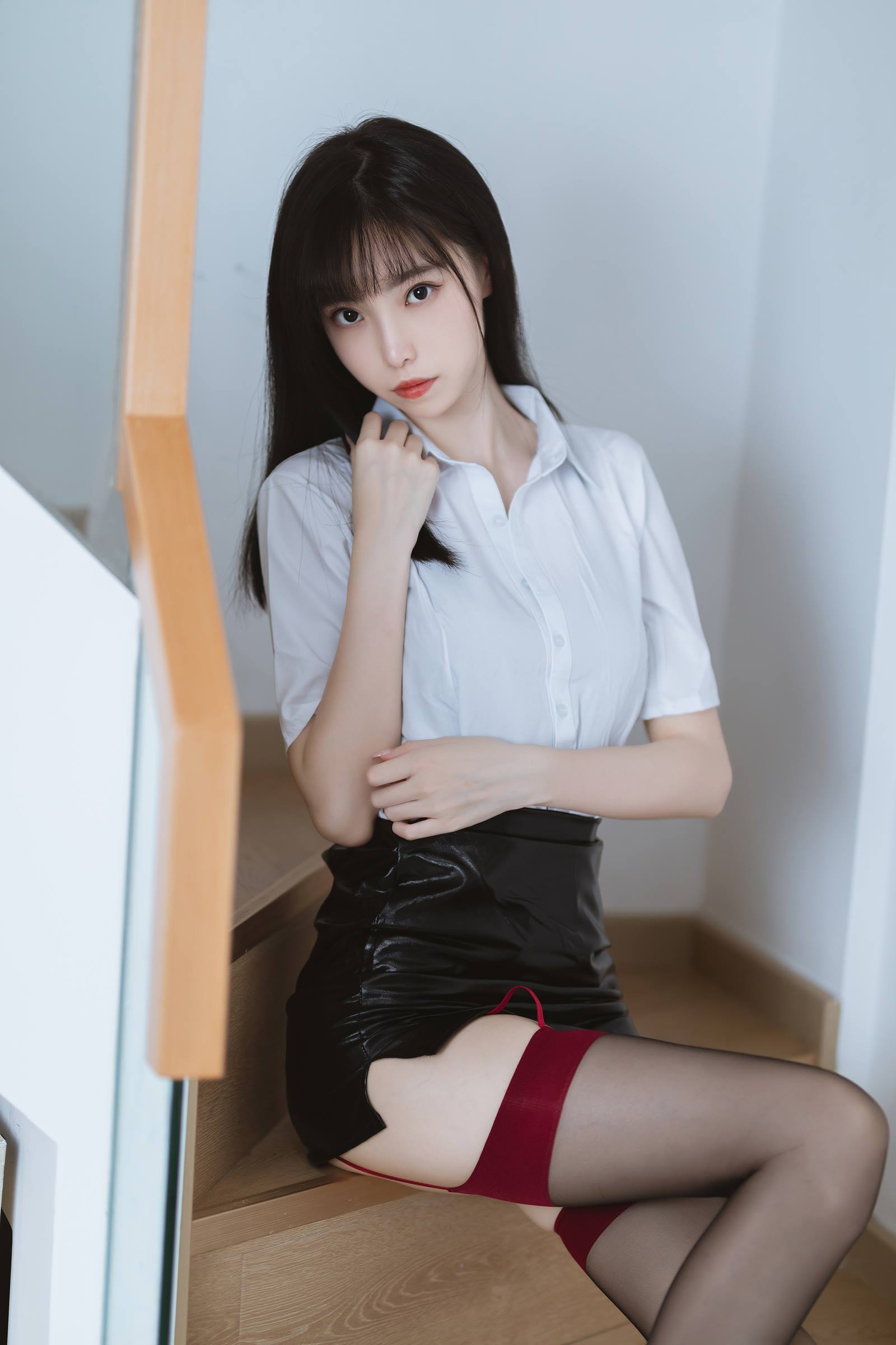 图片[30]-许岚LAN 黑丝皮裙OL [46P] – 速更版-美库