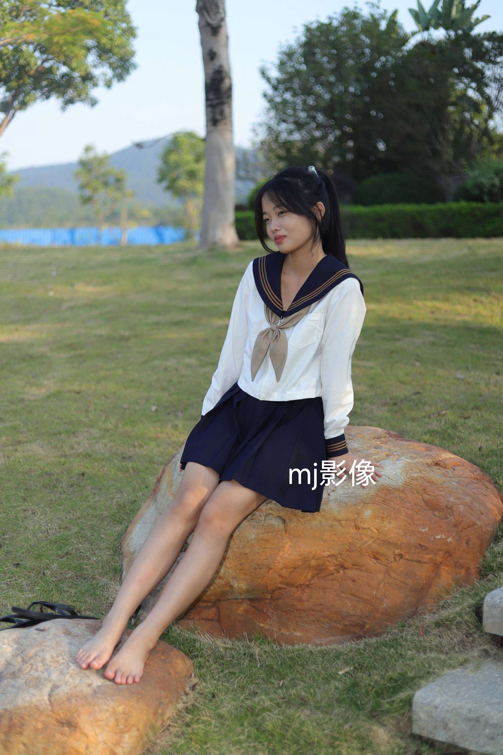 图片[59]-Pary摄影 NO.110 大学生小然户外展示37码嫩脚[98P] – 速更版-美库