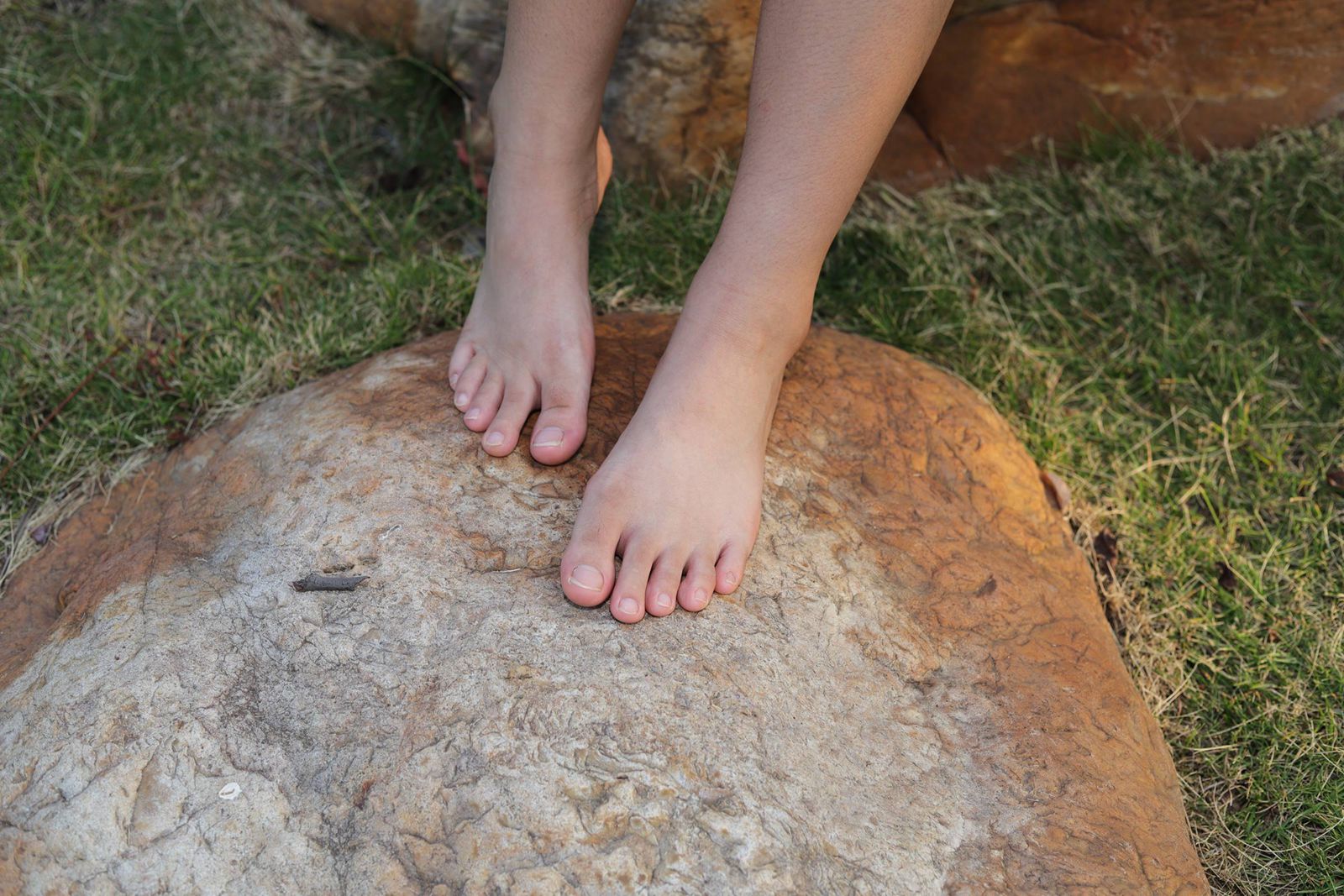 图片[66]-Pary摄影 NO.110 大学生小然户外展示37码嫩脚[98P] – 速更版-美库