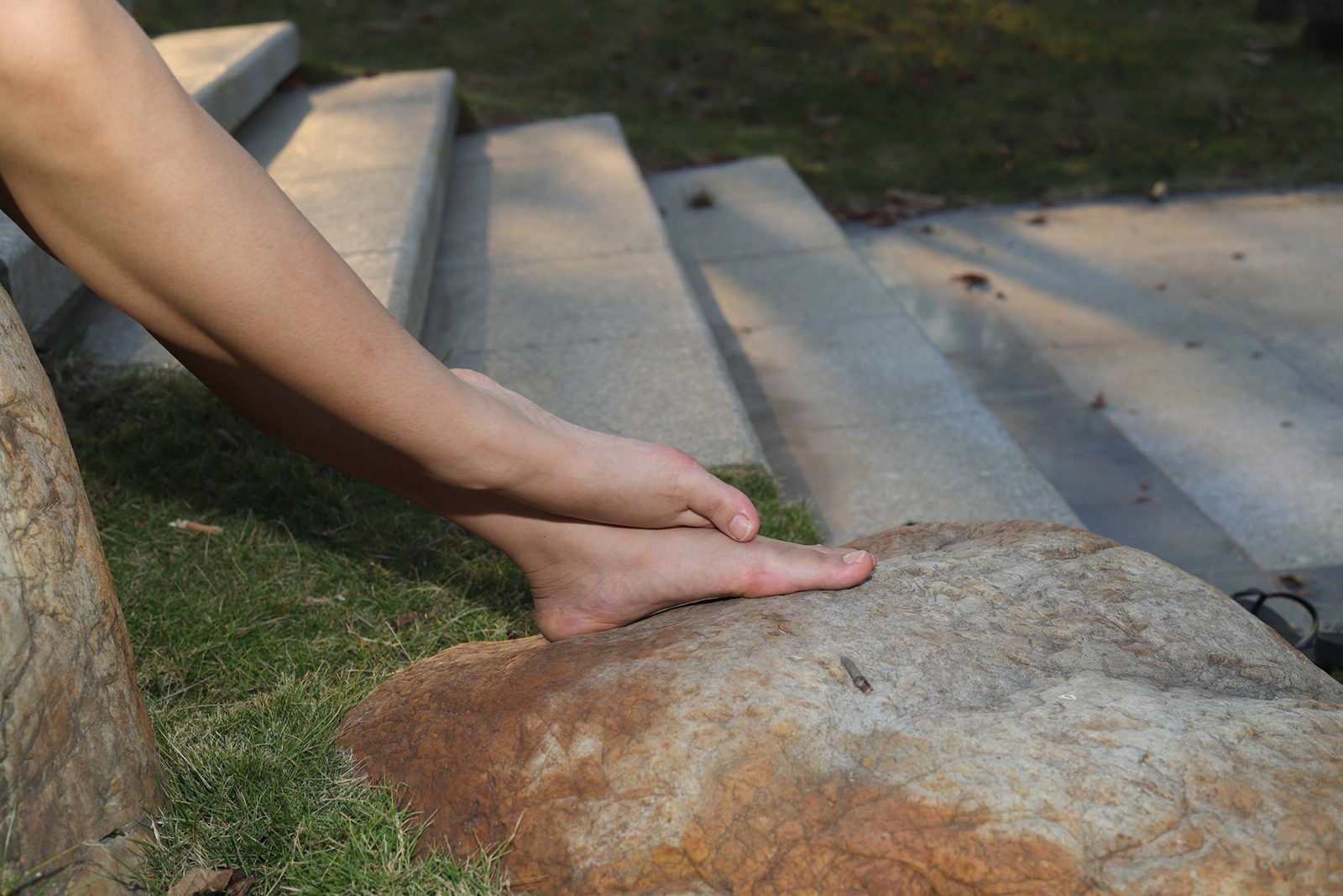 图片[78]-Pary摄影 NO.110 大学生小然户外展示37码嫩脚[98P] – 速更版-美库