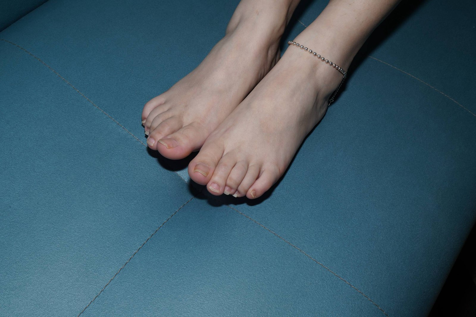 图片[19]-Pary摄影 NO.109 美女小来展示36码小巧嫩脚[88P] – 速更版-美库