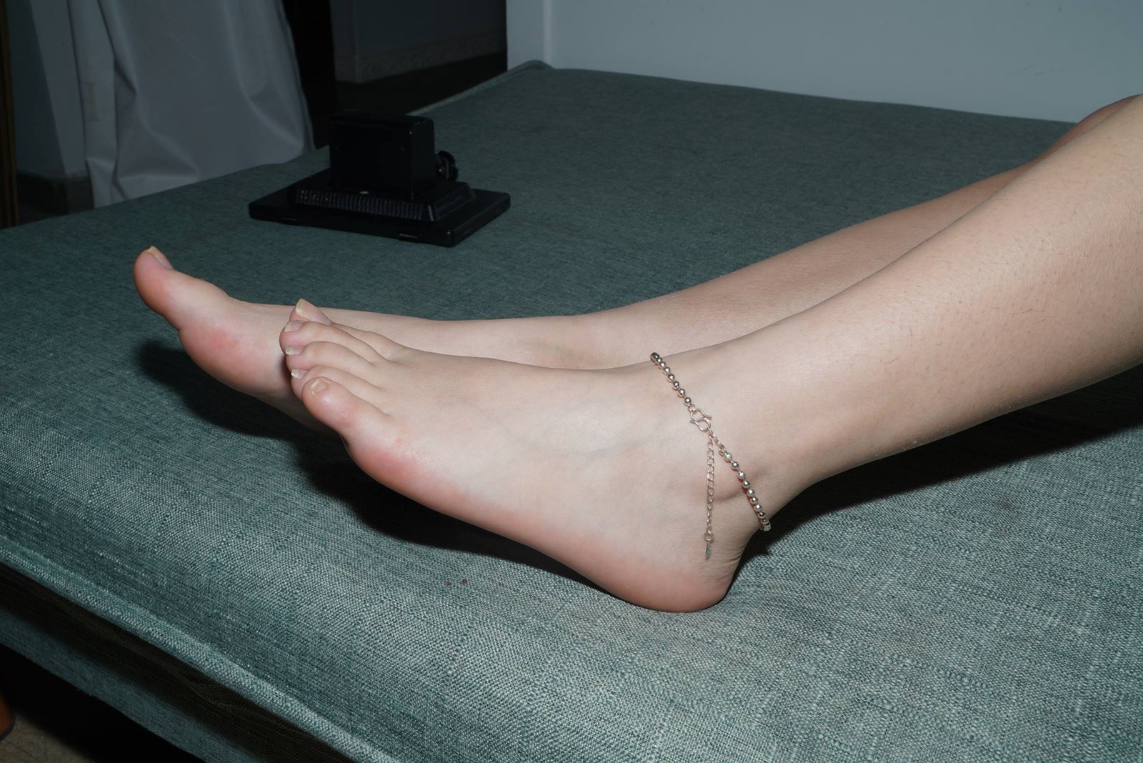 图片[28]-Pary摄影 NO.109 美女小来展示36码小巧嫩脚[88P] – 速更版-美库