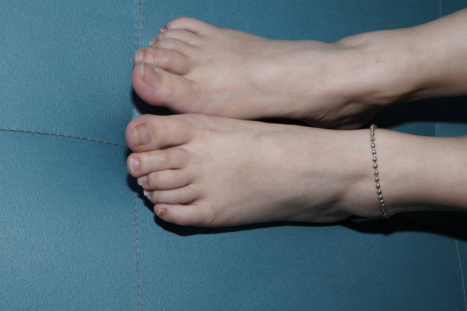 图片[55]-Pary摄影 NO.109 美女小来展示36码小巧嫩脚[88P] – 速更版-美库