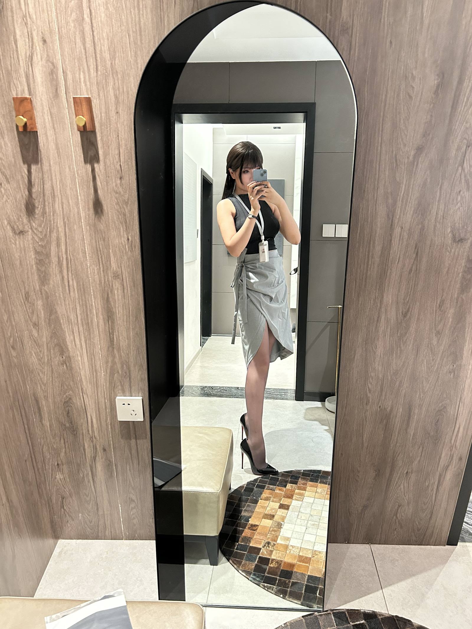 图片[35]-轩萧学姐 – 眼镜娘OL[55P] – 速更版-美库