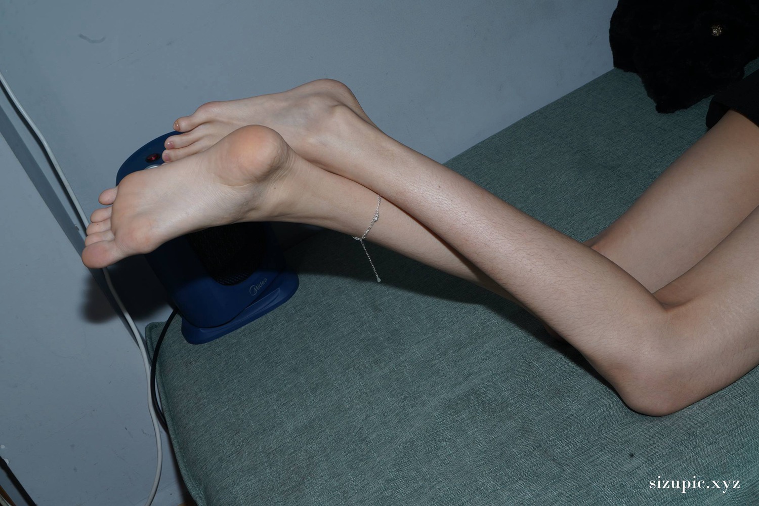 图片[67]-Pary摄影 NO.113 小龙展示37码修长美脚[91P] – 速更版-美库