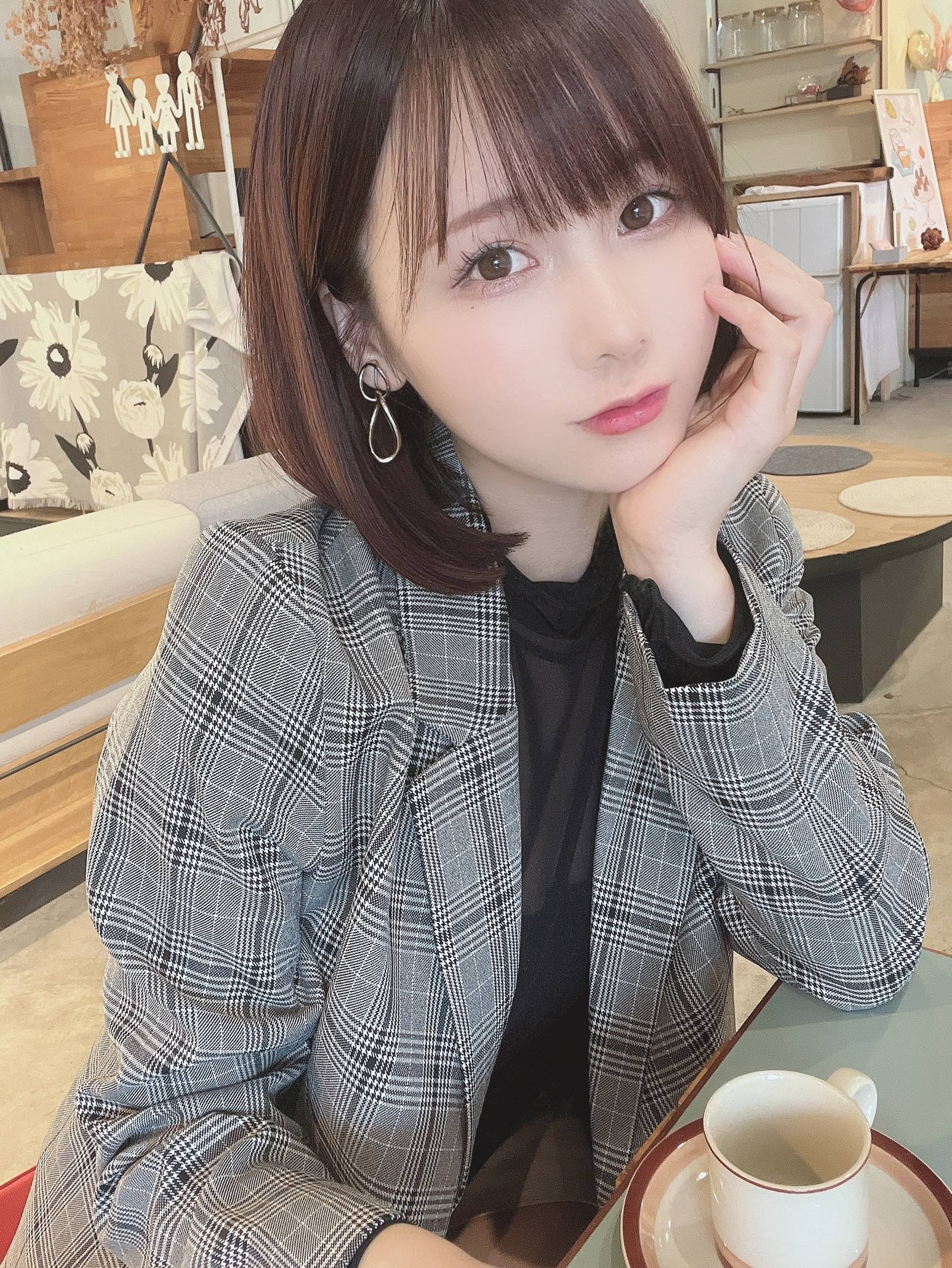 图片[18]-网紅Coser.けん研(けんけん) Fantia-2022年9月合辑[80P] – 速更版-美库