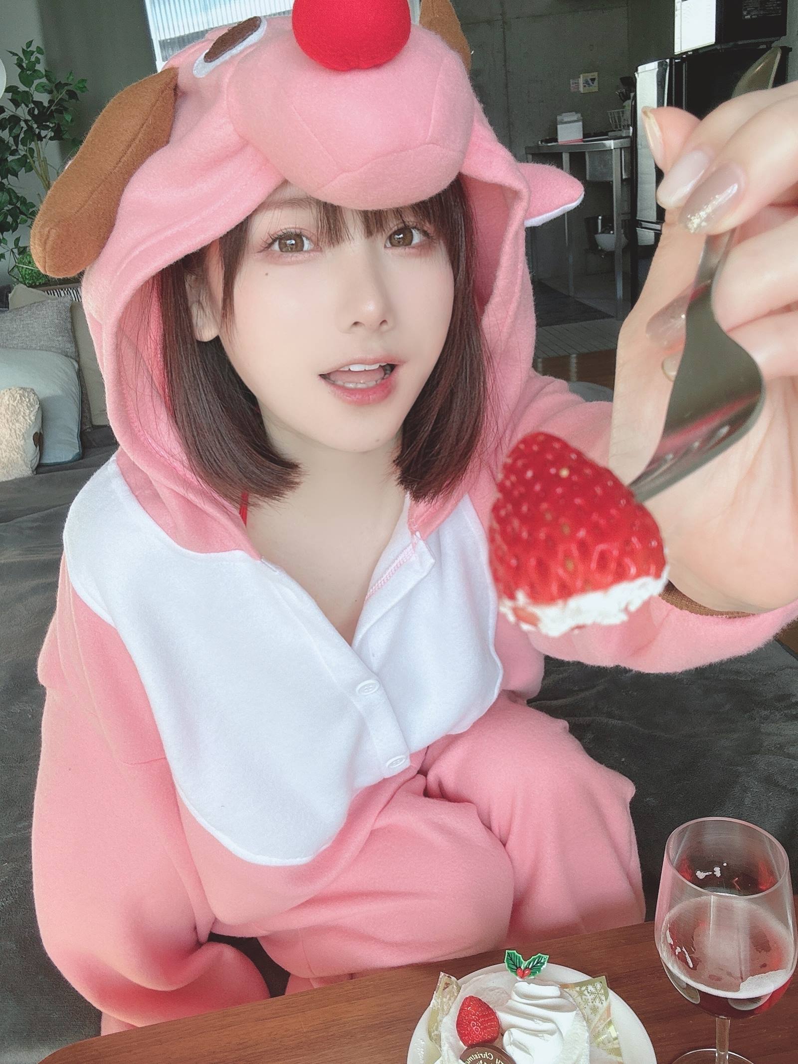 图片[32]-网紅Coser@.けん研(けんけん) [Fantia] 2022年12月合辑 [41P] – 速更版-美库