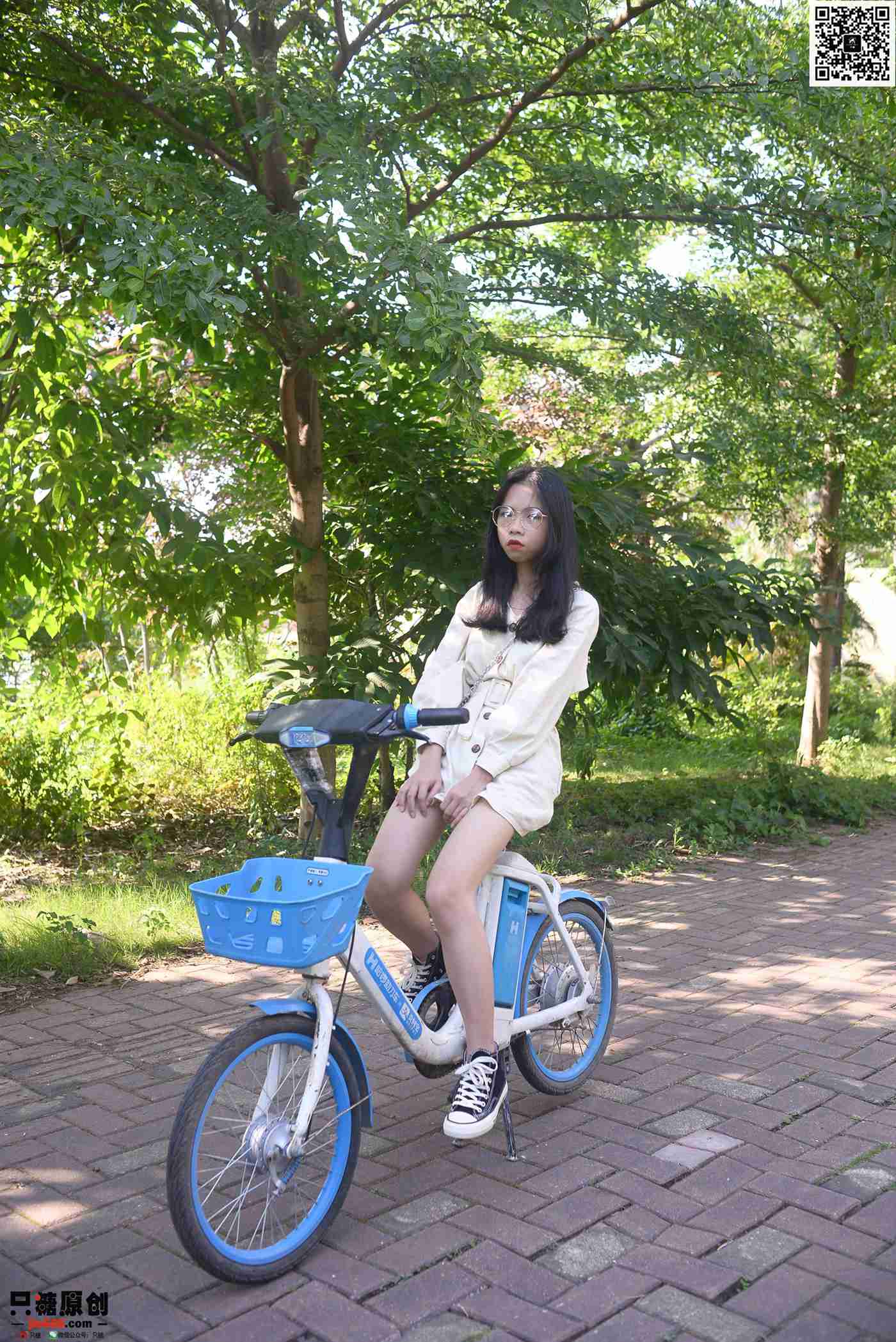 图片[12]-只糖棉袜 NO.340 小花 – 时光如初见 [64P] – 速更版-美库