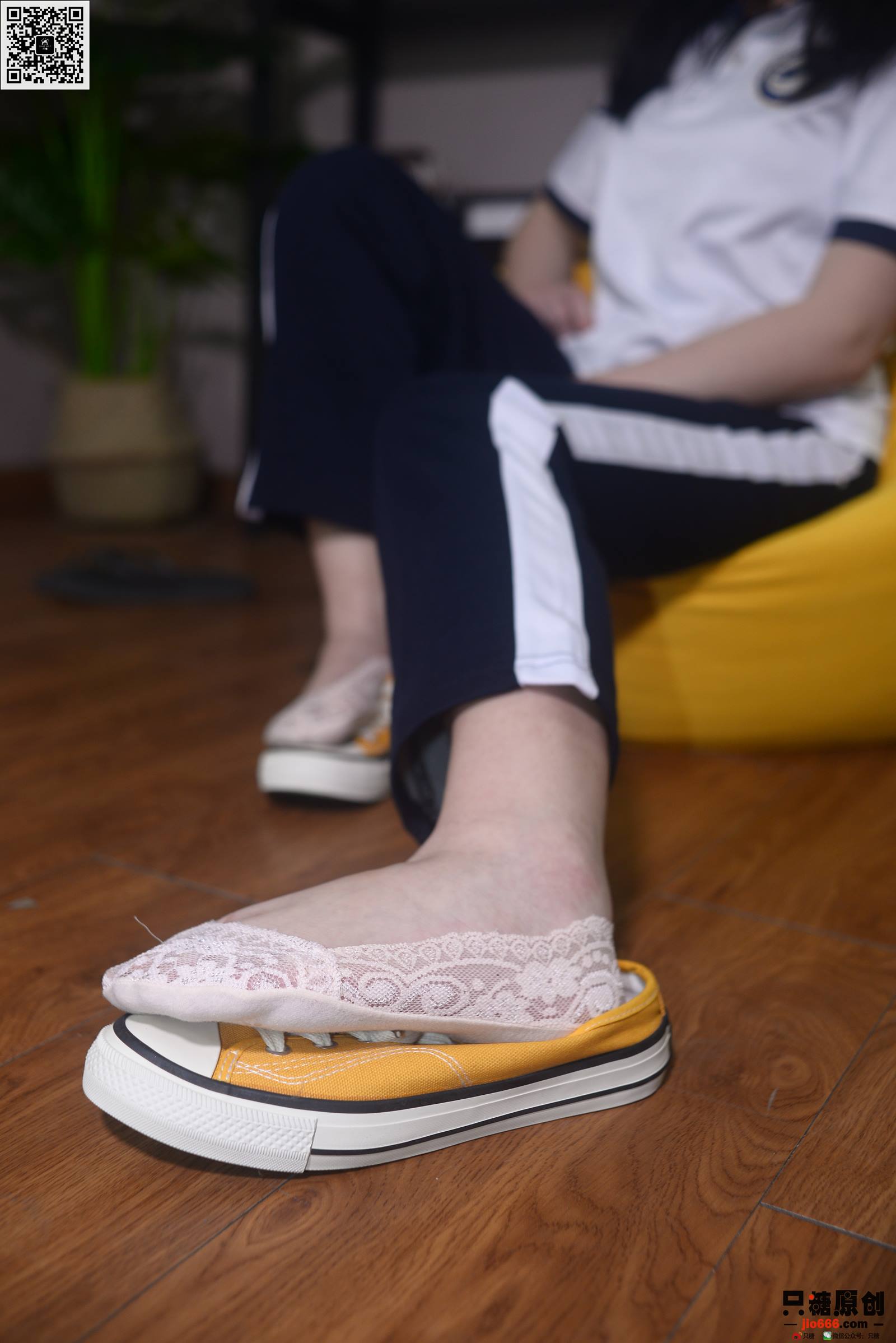 图片[29]-只糖棉袜 NO.332 小奕 – 四分春风 [69P] – 速更版-美库