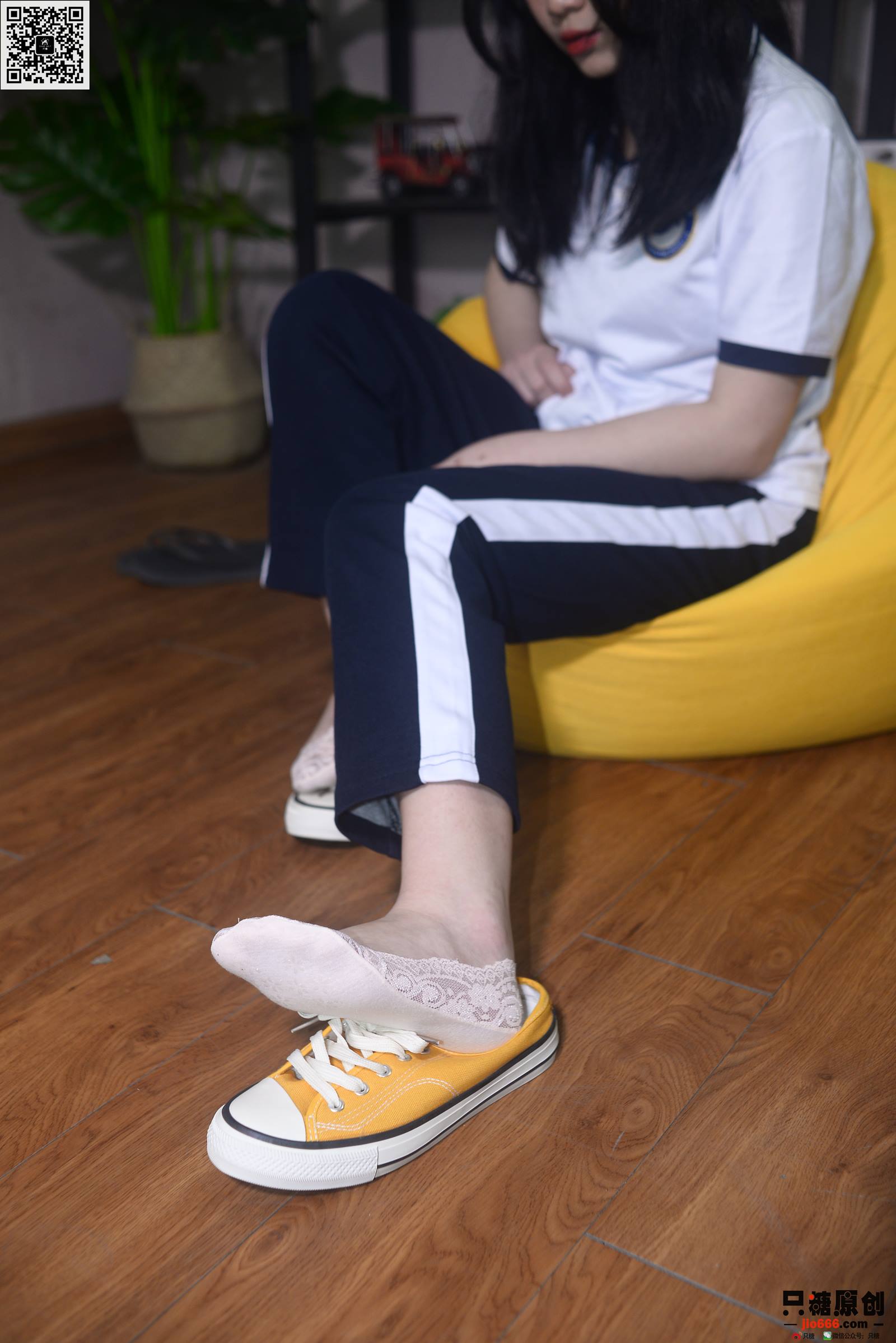 图片[31]-只糖棉袜 NO.332 小奕 – 四分春风 [69P] – 速更版-美库