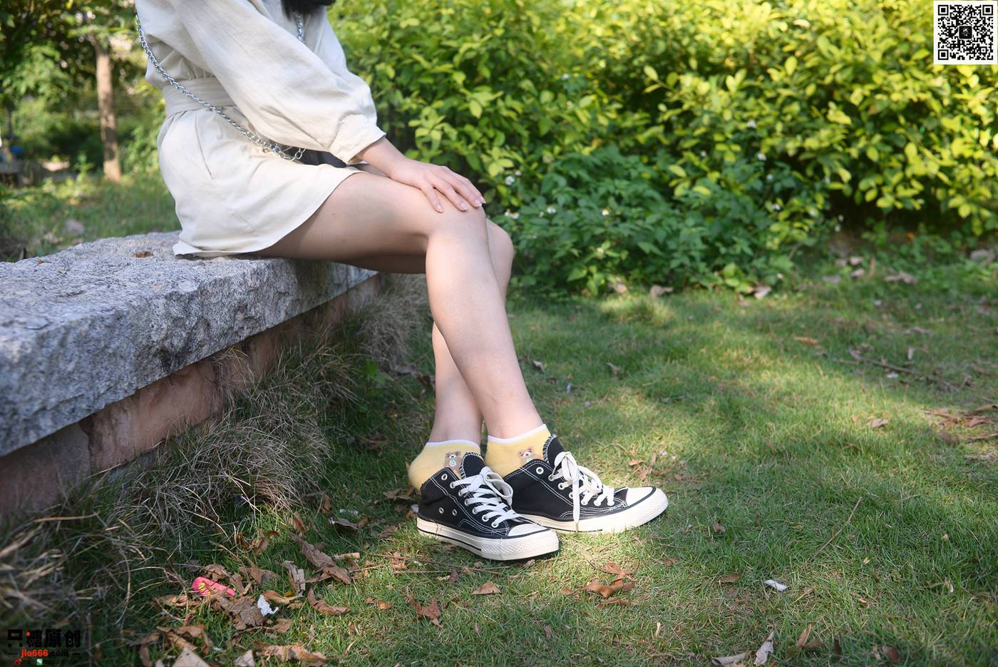 图片[27]-只糖棉袜 NO.340 小花 – 时光如初见 [64P] – 速更版-美库