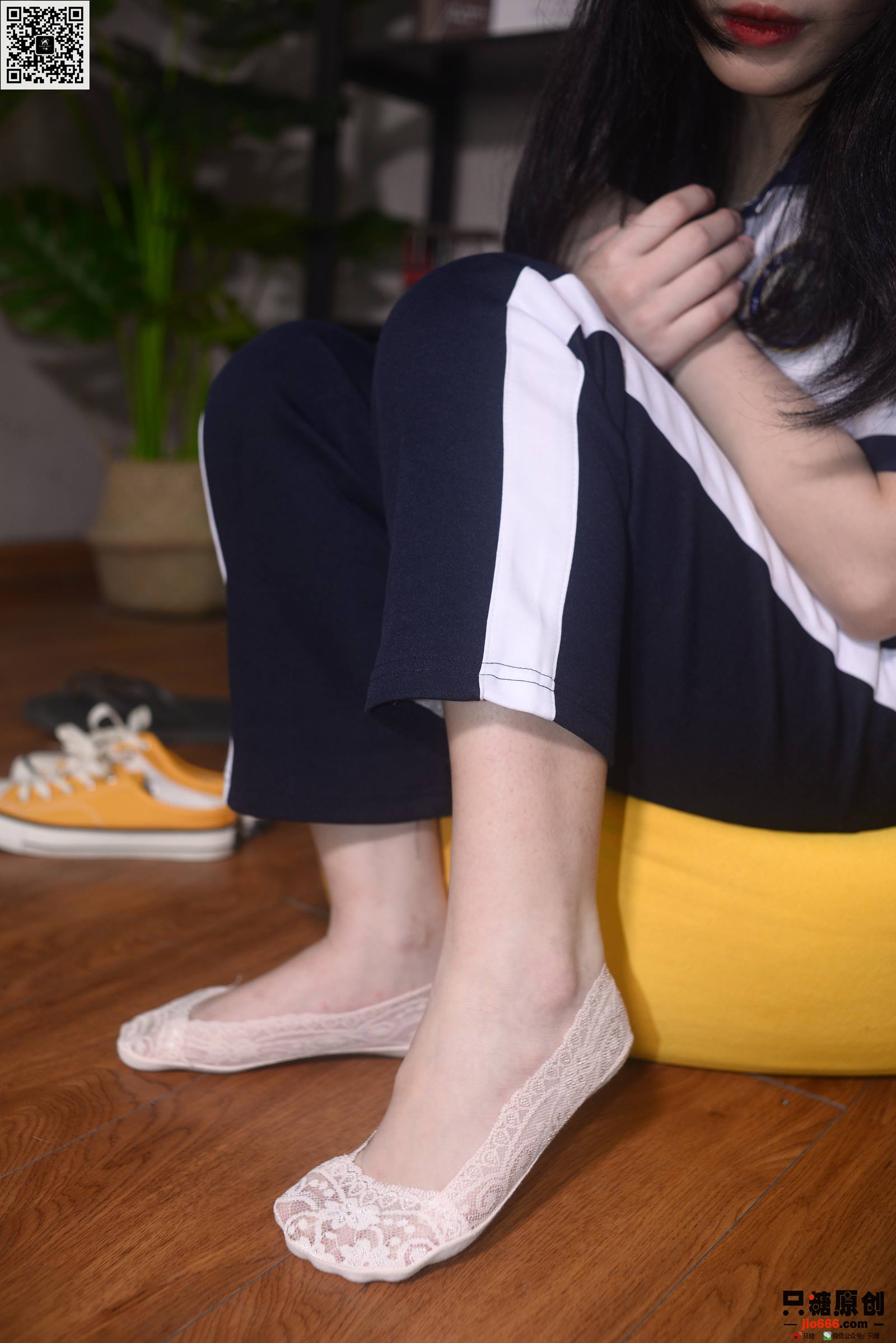 图片[34]-只糖棉袜 NO.332 小奕 – 四分春风 [69P] – 速更版-美库