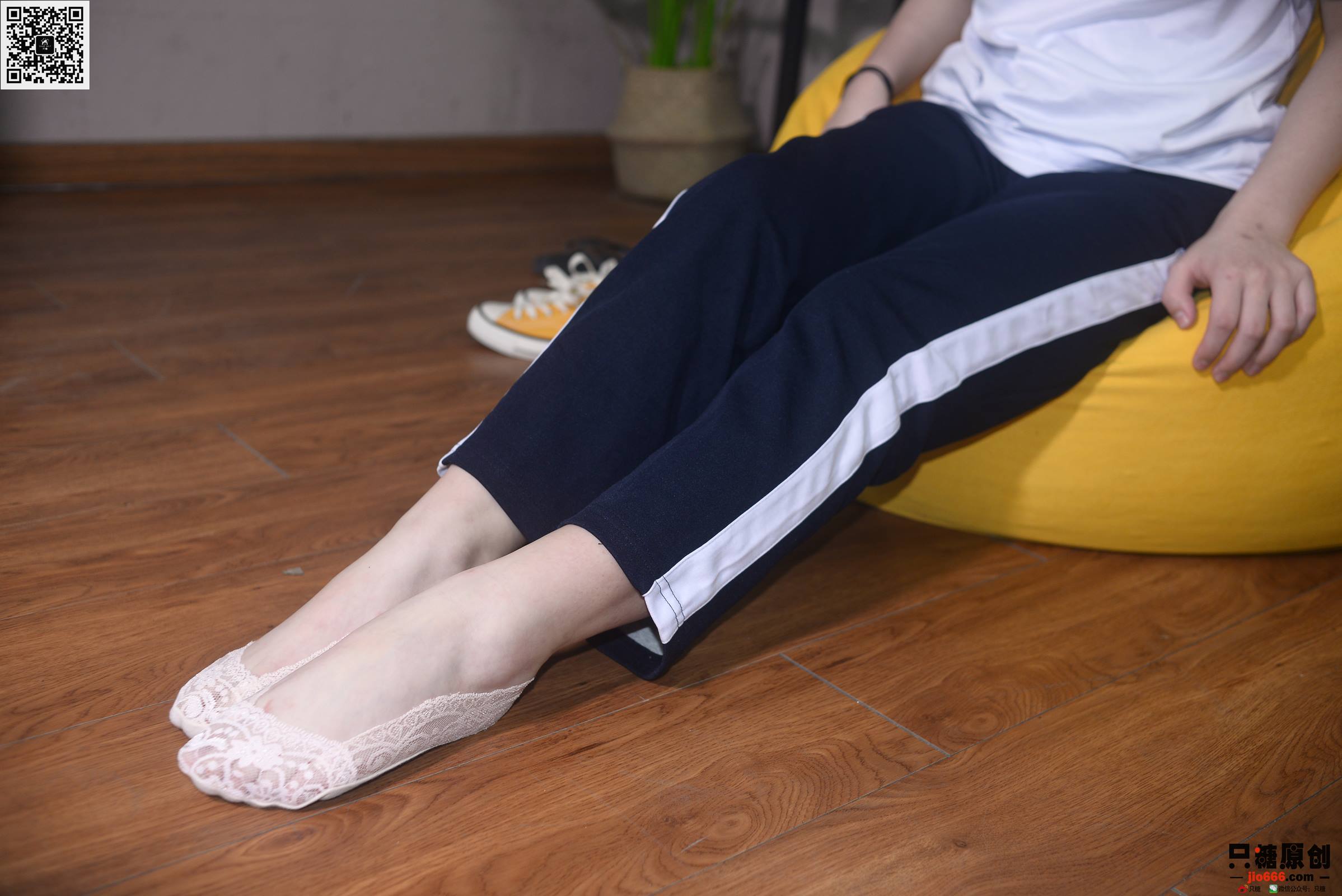 图片[38]-只糖棉袜 NO.332 小奕 – 四分春风 [69P] – 速更版-美库