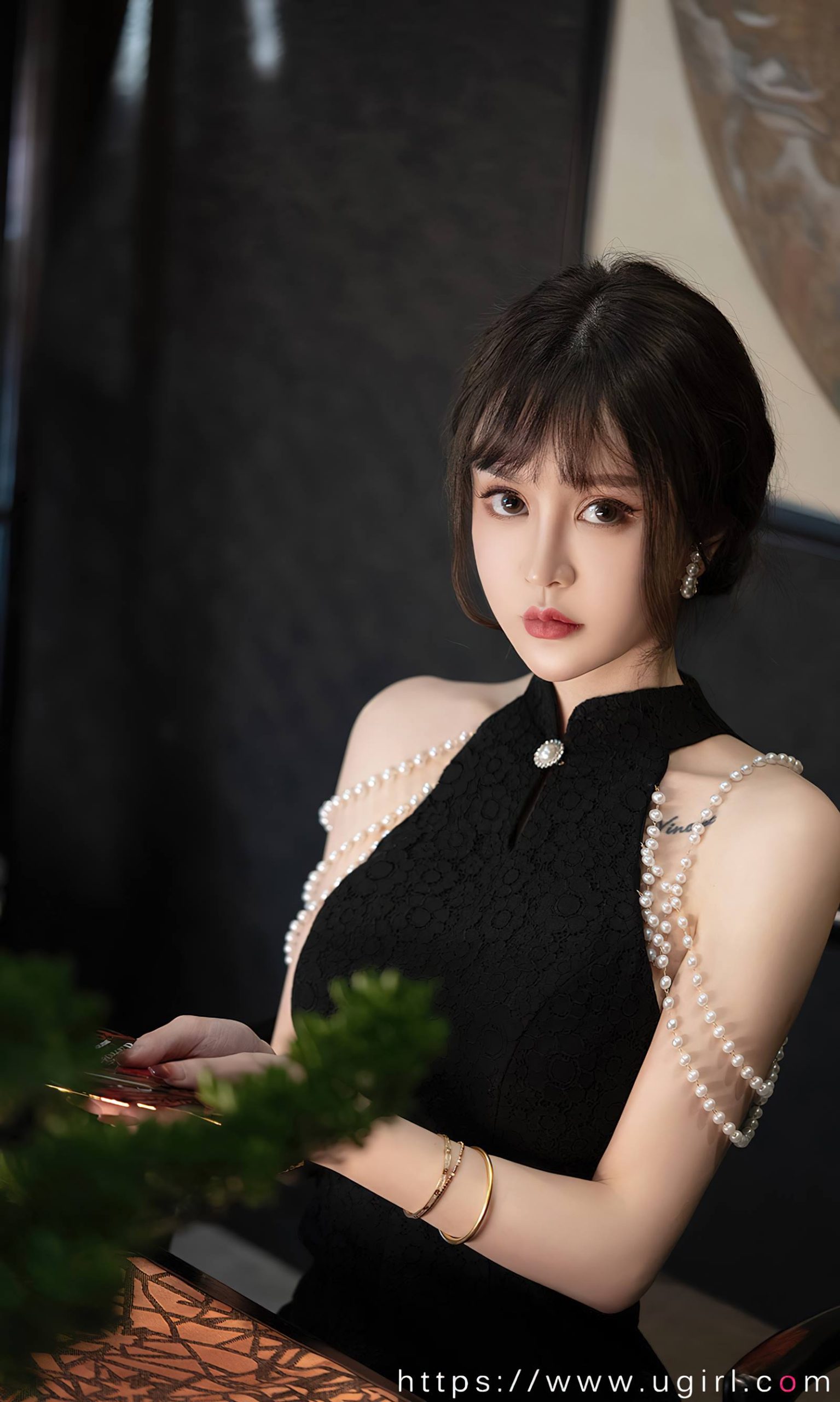 图片[22]-[爱尤物]2023 NO.2722 花遇和风 青树[35P] – 速更版-美库