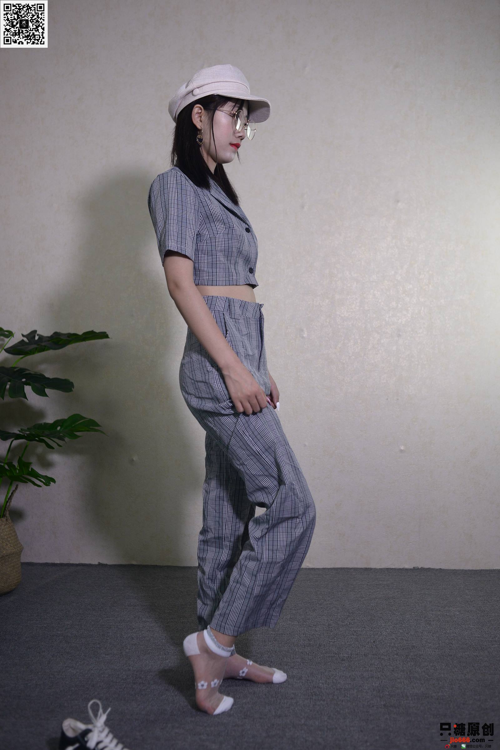 图片[18]-只糖棉袜 NO.406 小蓓 – 梦见另一个夏夜 [74P] – 速更版-美库